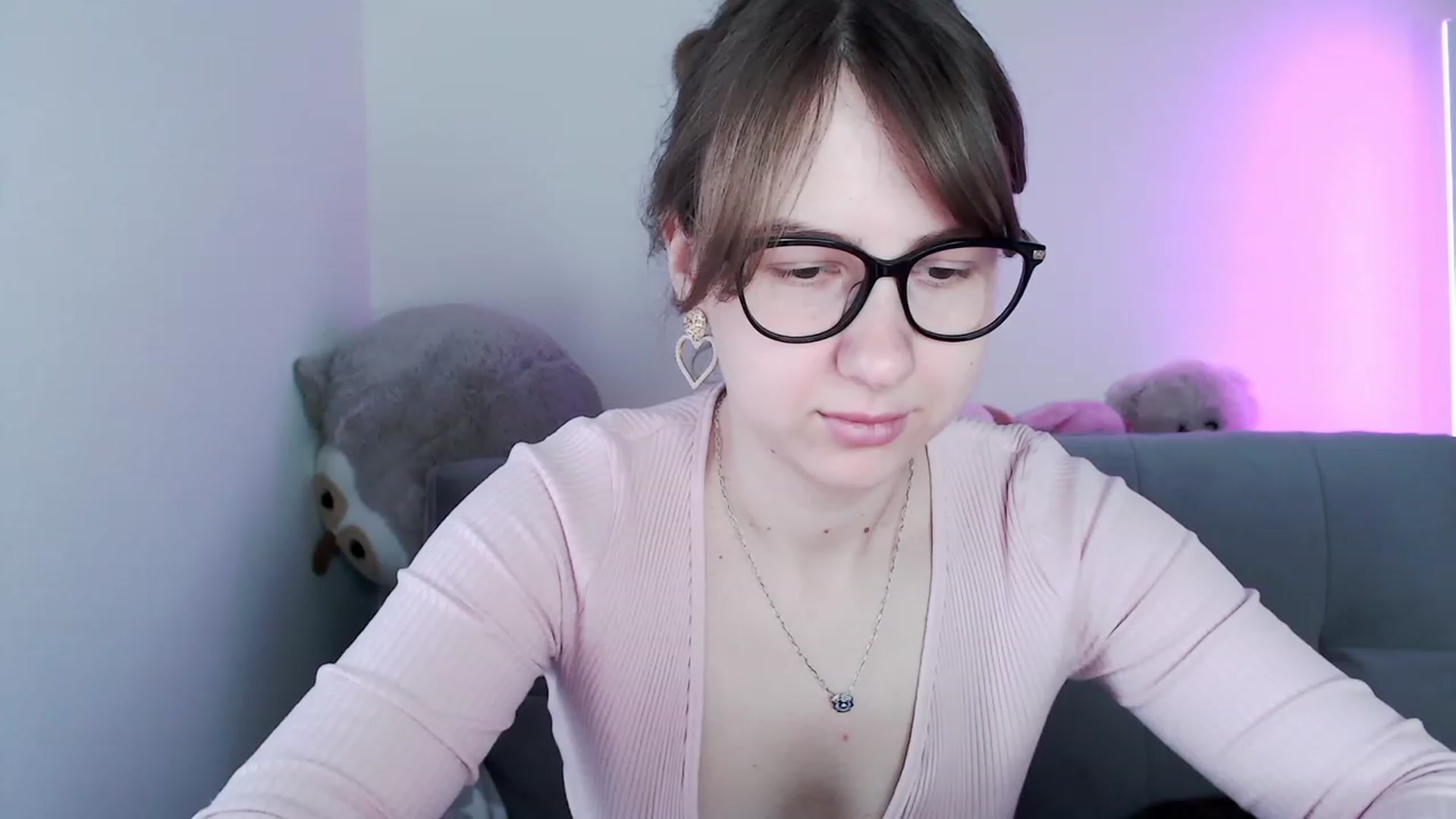 Gallery image thumbnail from Ma_Ry_Me's myfreecams stream on, 12/02/2022, 11:54 image 10 of 20