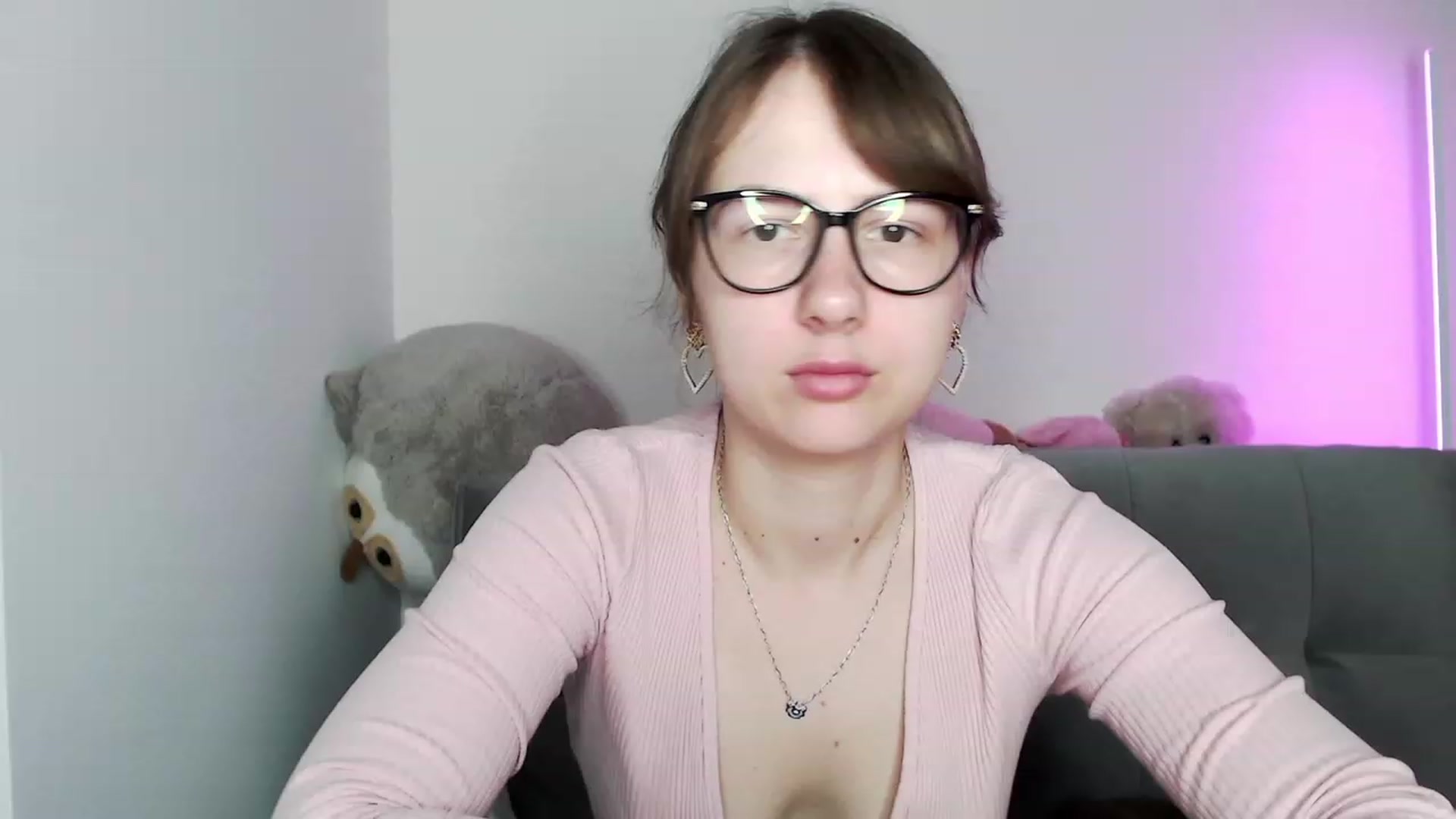 Gallery image thumbnail from Ma_Ry_Me's myfreecams stream on, 12/02/2022, 14:07 image 3 of 20