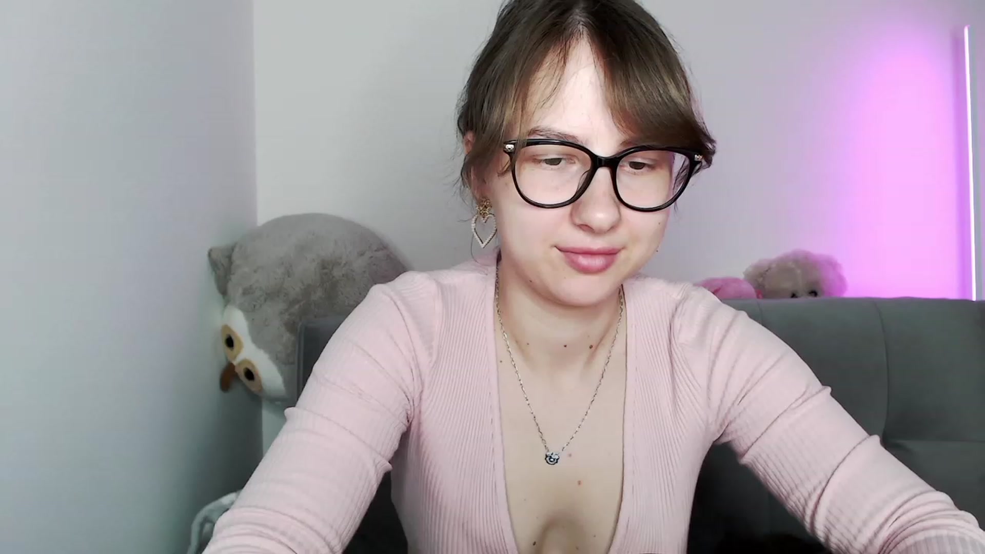 Gallery image thumbnail from Ma_Ry_Me's myfreecams stream on, 12/02/2022, 14:07 image 1 of 20