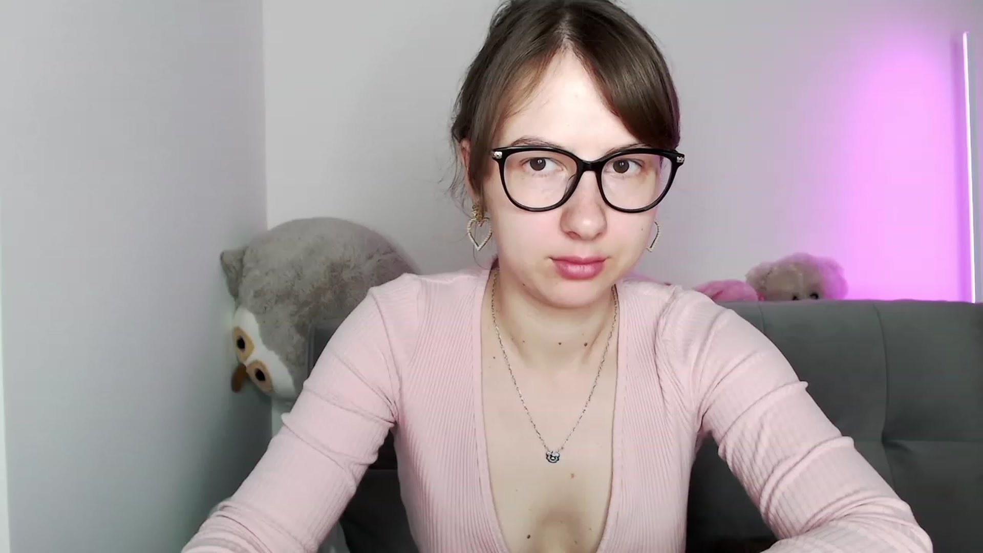 Gallery image thumbnail from Ma_Ry_Me's myfreecams stream on, 12/02/2022, 14:07 image 4 of 20