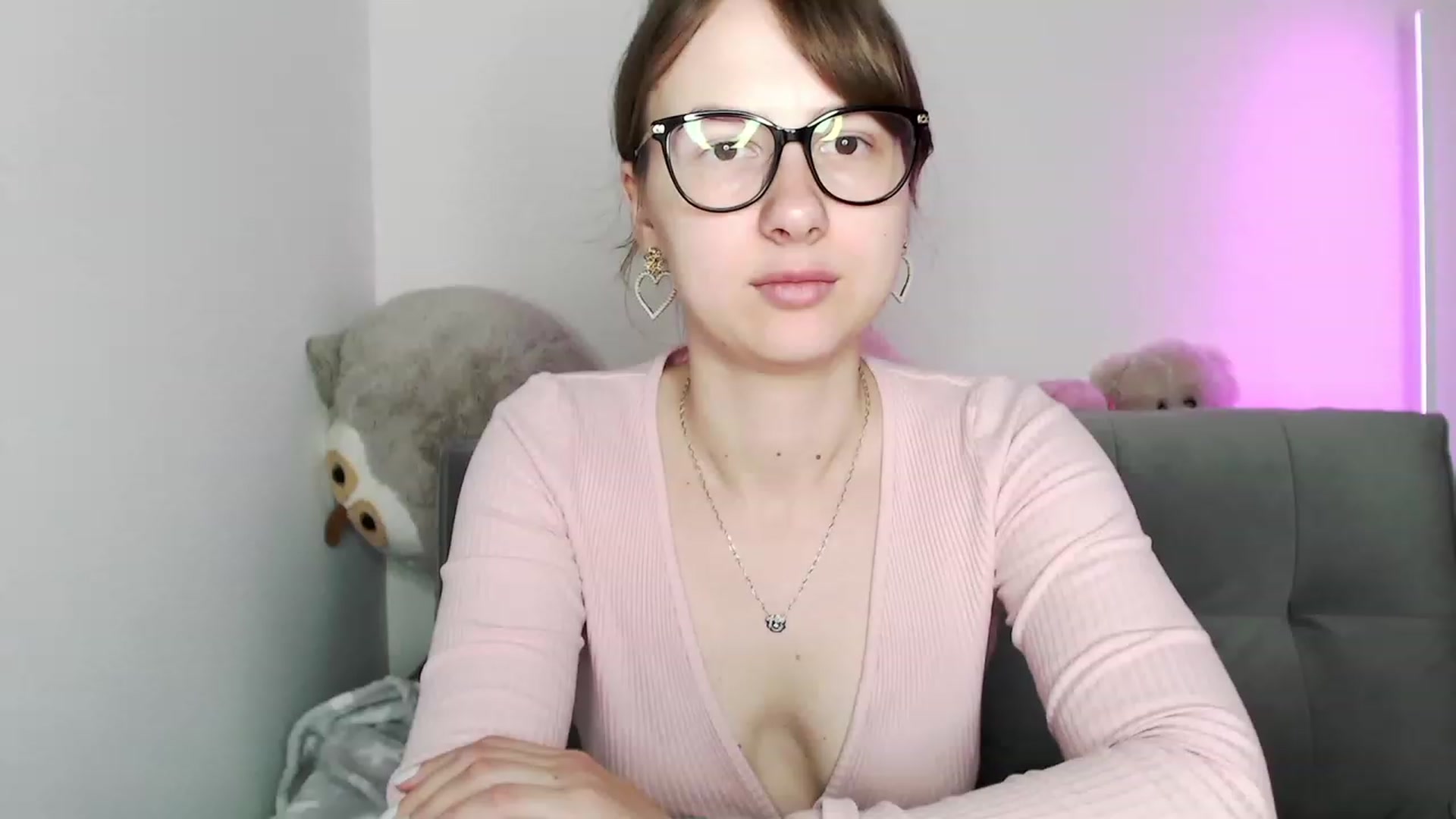 Gallery image thumbnail from Ma_Ry_Me's myfreecams stream on, 12/02/2022, 14:07 image 10 of 20