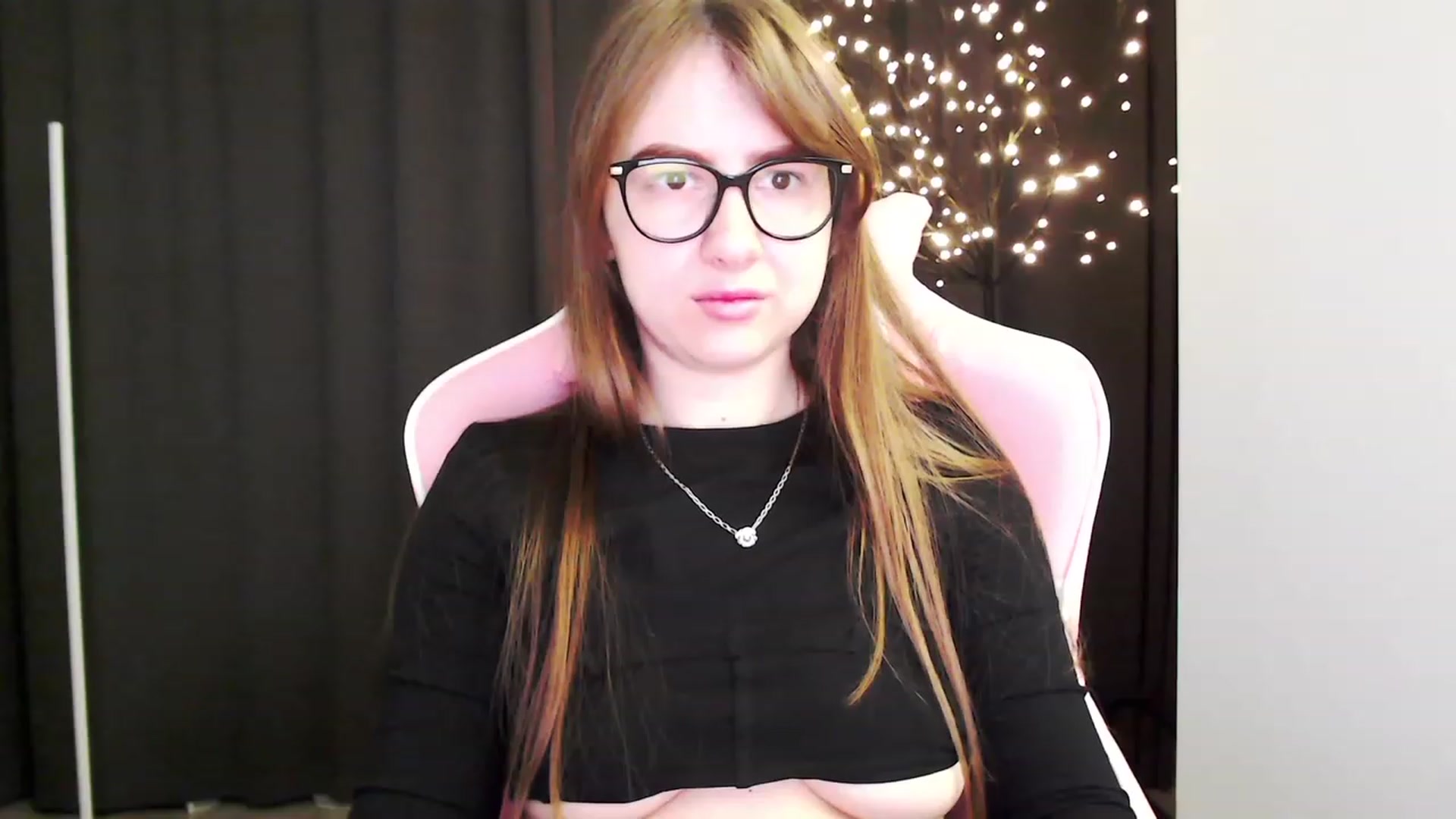 Gallery image thumbnail from Ma_Ry_Me's myfreecams stream on, 01/29/2023, 04:22 image 10 of 20