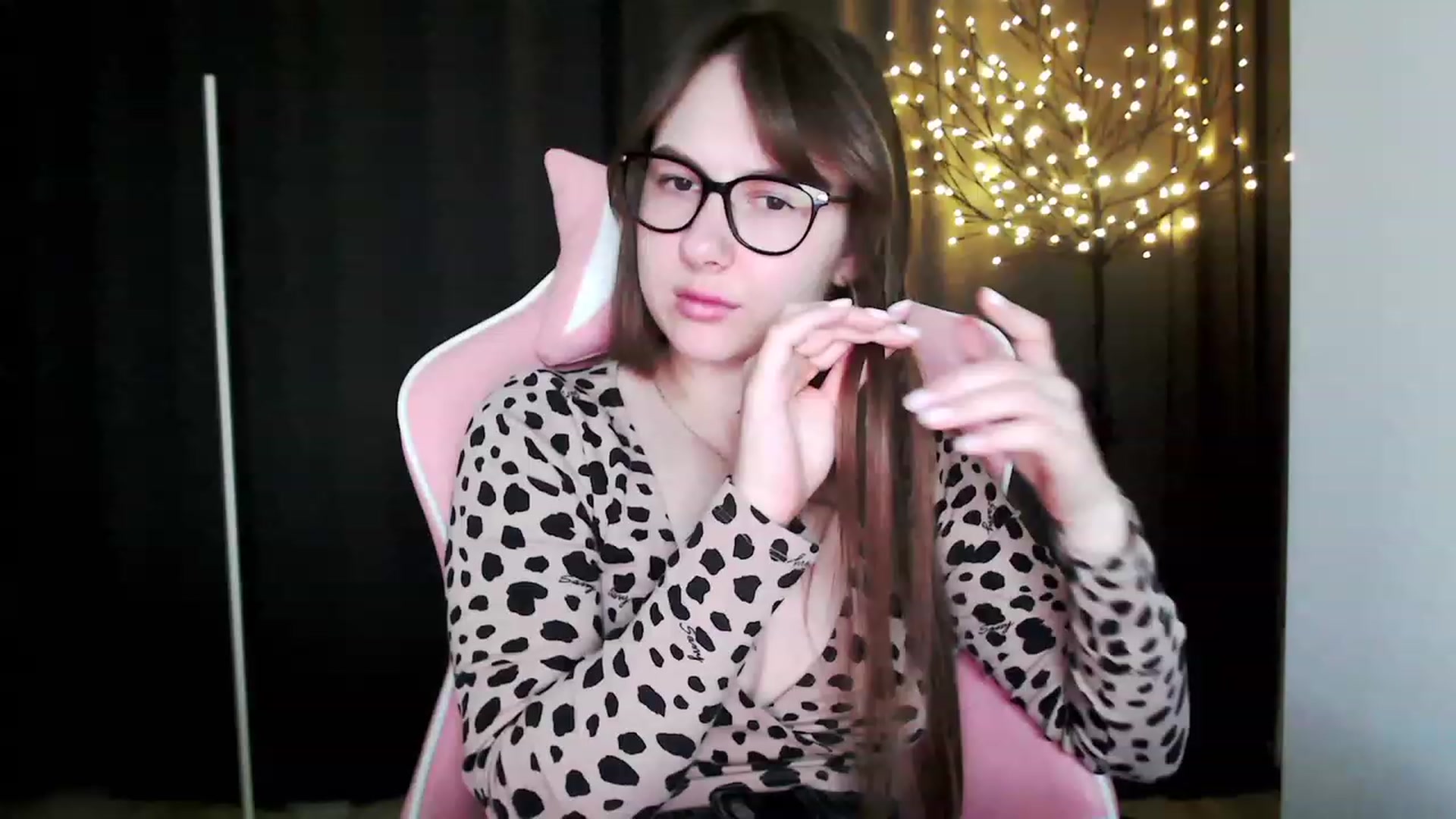 Gallery image thumbnail from Ma_Ry_Me's myfreecams stream on, 02/06/2023, 03:05 image 12 of 20