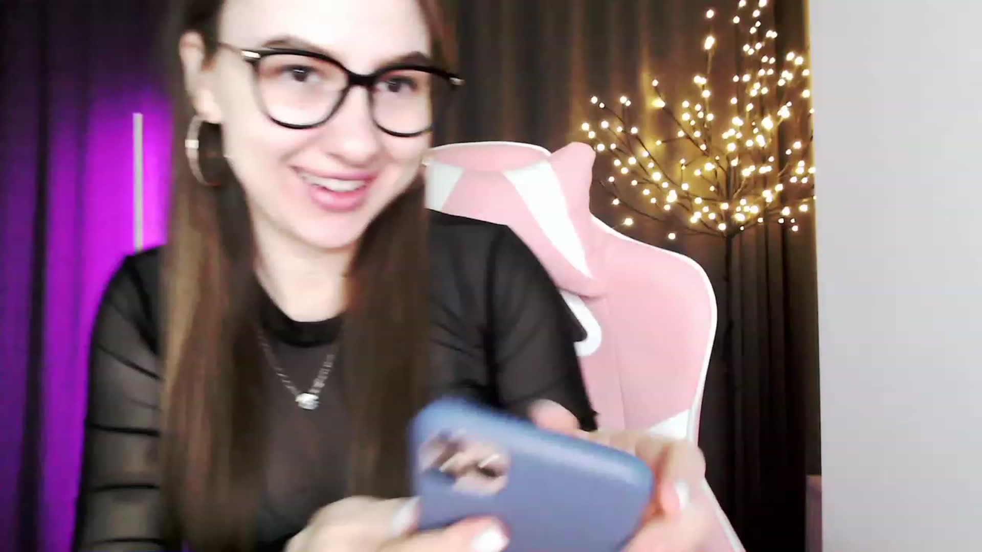 Gallery image thumbnail from Ma_Ry_Me's myfreecams stream on, 02/25/2023, 01:19 image 6 of 20