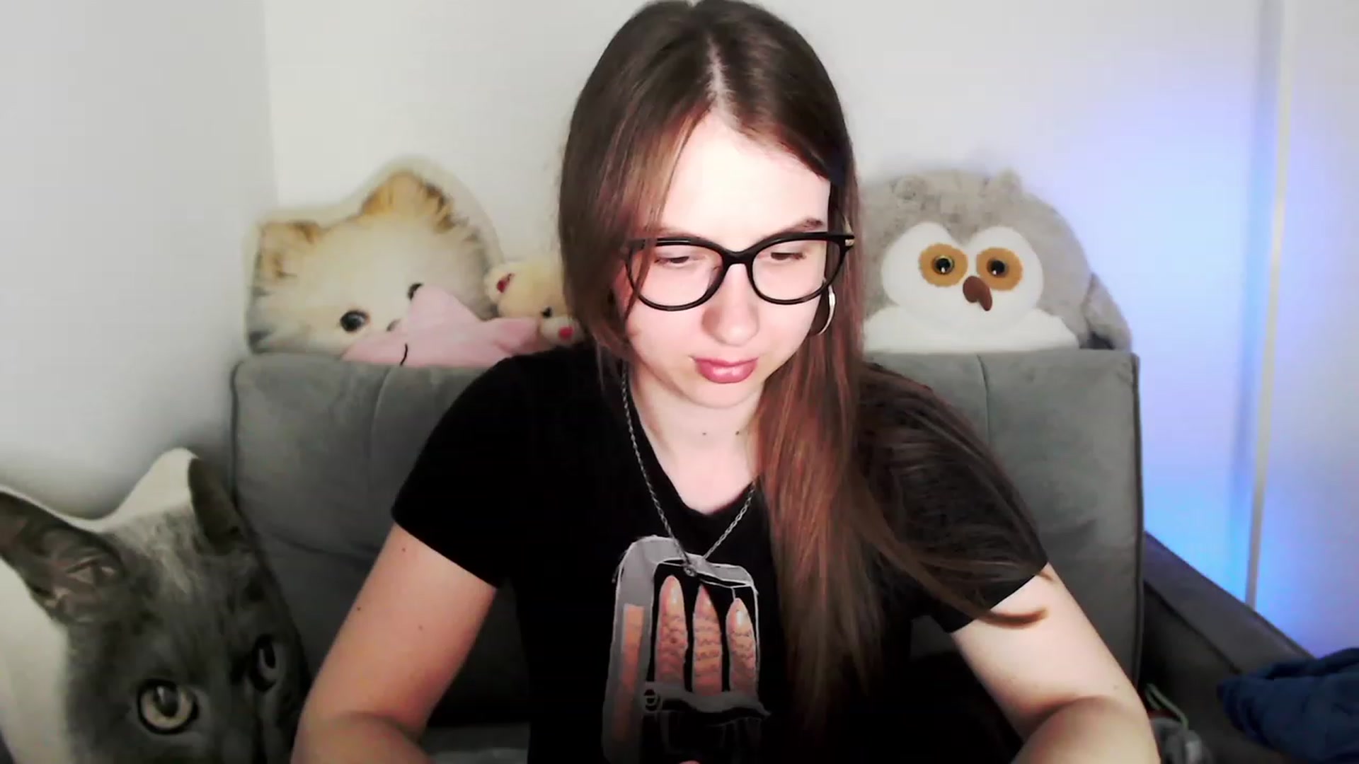 Gallery image thumbnail from Ma_Ry_Me's myfreecams stream on, 05/01/2023, 23:27 image 10 of 20