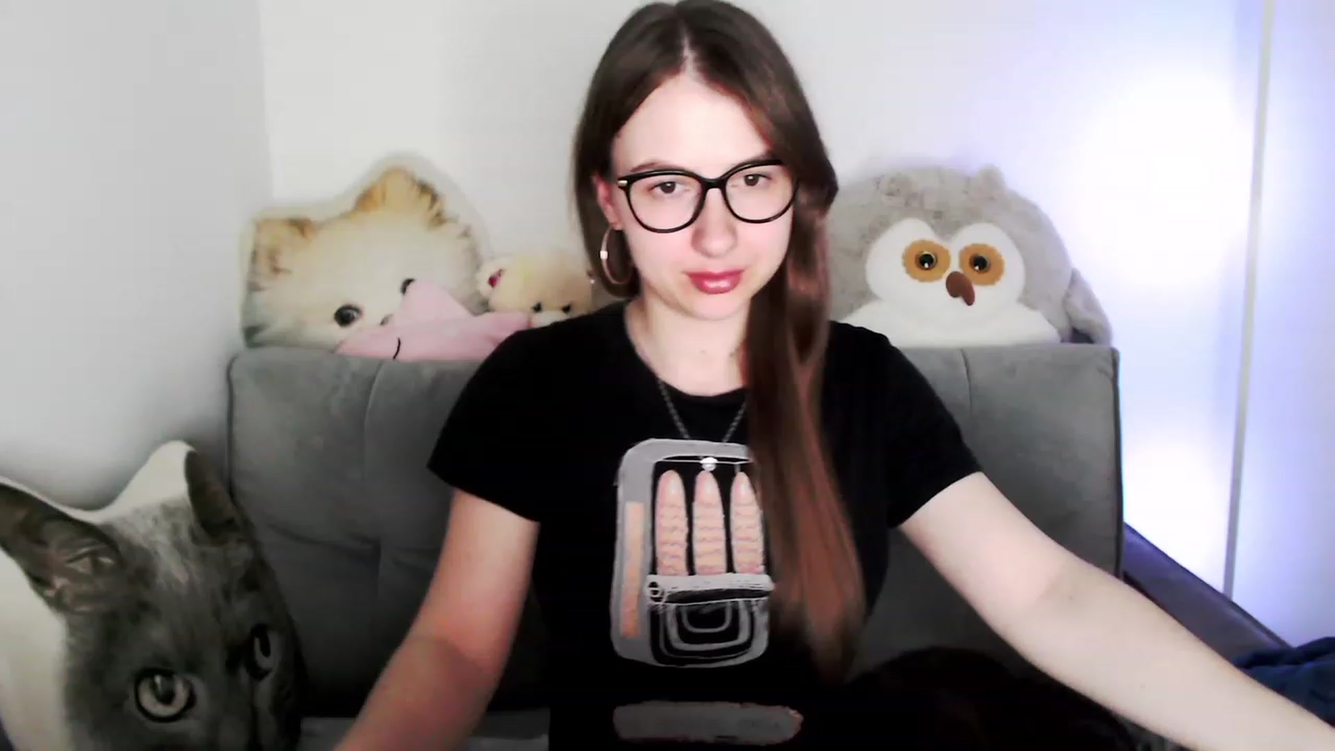 Gallery image thumbnail from Ma_Ry_Me's myfreecams stream on, 05/01/2023, 23:27 image 19 of 20