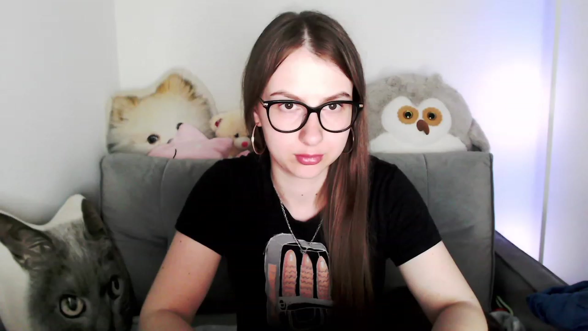 Gallery image thumbnail from Ma_Ry_Me's myfreecams stream on, 05/01/2023, 23:27 image 17 of 20
