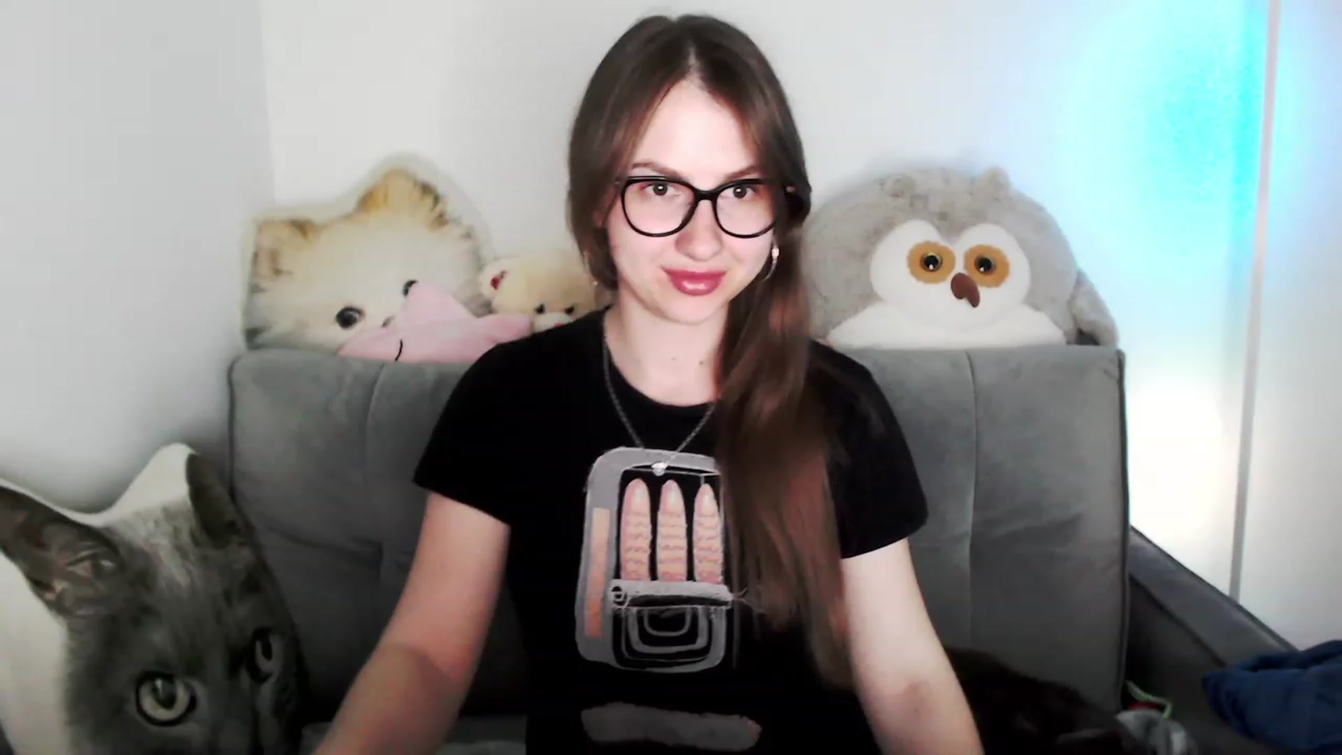Gallery image thumbnail from Ma_Ry_Me's myfreecams stream on, 05/01/2023, 23:27 image 9 of 20