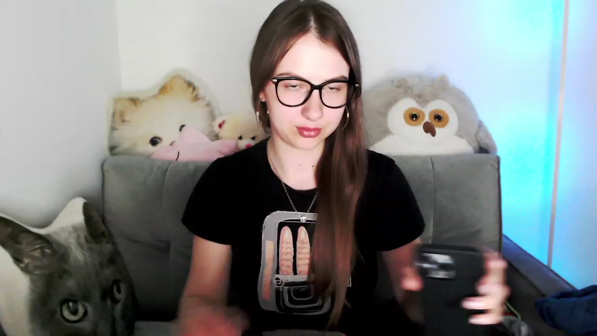 Gallery image thumbnail from Ma_Ry_Me's myfreecams stream on, 05/01/2023, 23:27 image 18 of 20