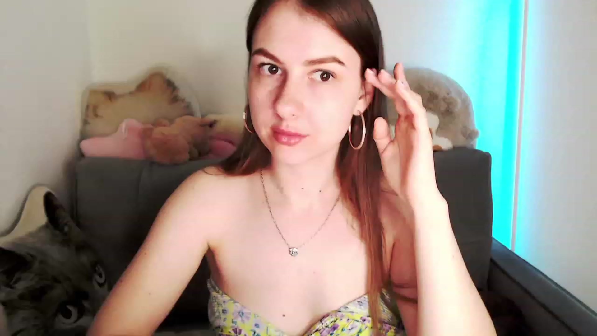 Gallery image thumbnail from Ma_Ry_Me's myfreecams stream on, 05/07/2023, 01:35 image 13 of 20