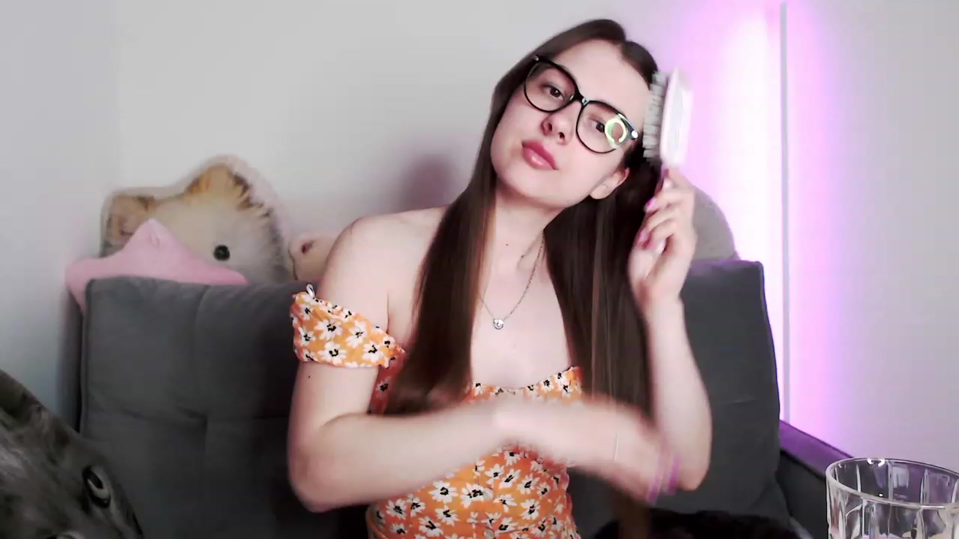 Gallery image thumbnail from Ma_Ry_Me's myfreecams stream on, 05/18/2023, 01:05 image 4 of 20