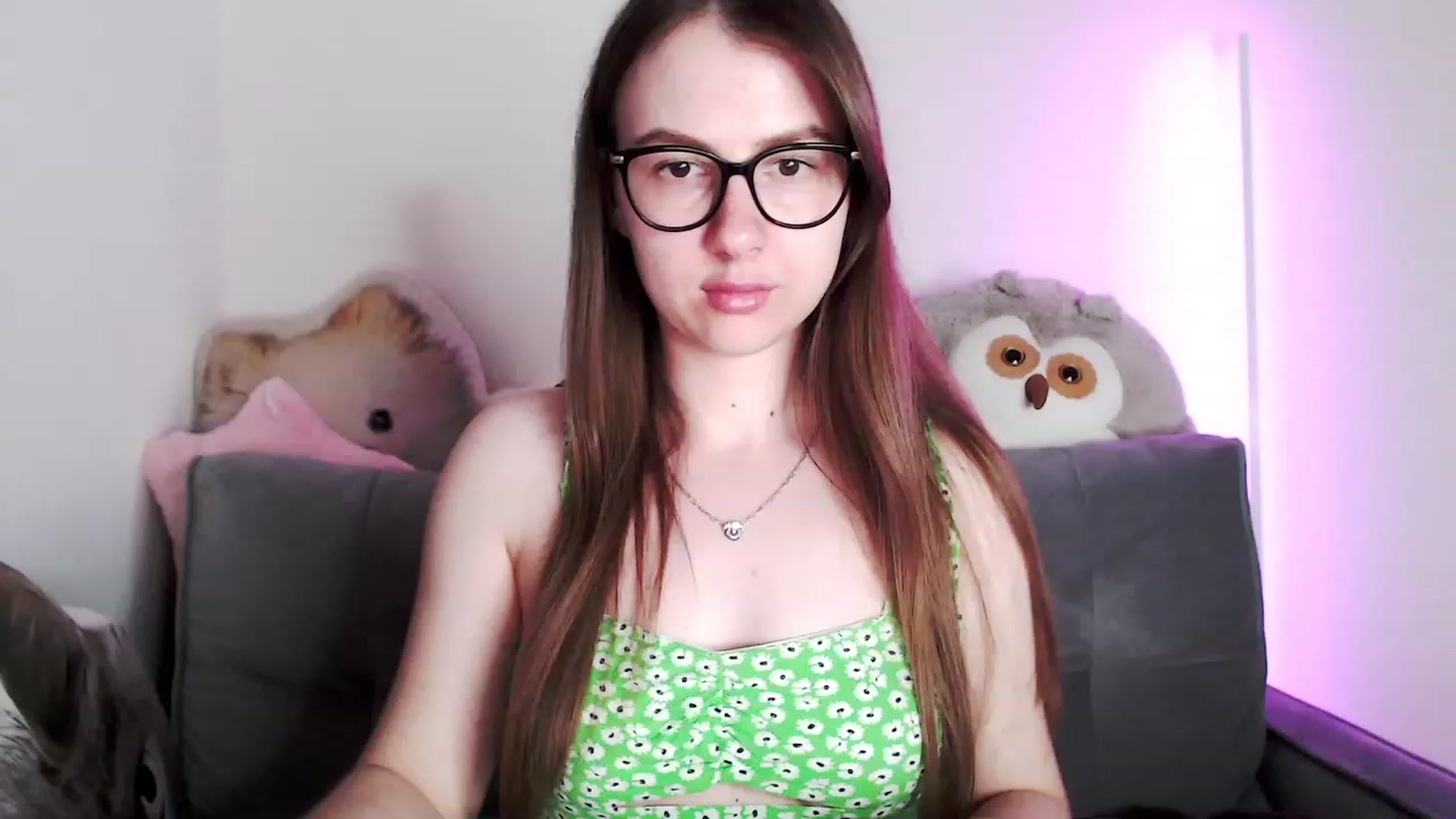 Gallery image thumbnail from Ma_Ry_Me's myfreecams stream on, 05/19/2023, 01:01 image 18 of 20