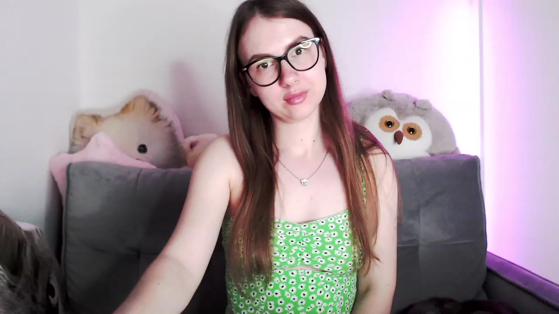 Gallery image thumbnail from Ma_Ry_Me's myfreecams stream on, 05/19/2023, 01:01 image 10 of 20