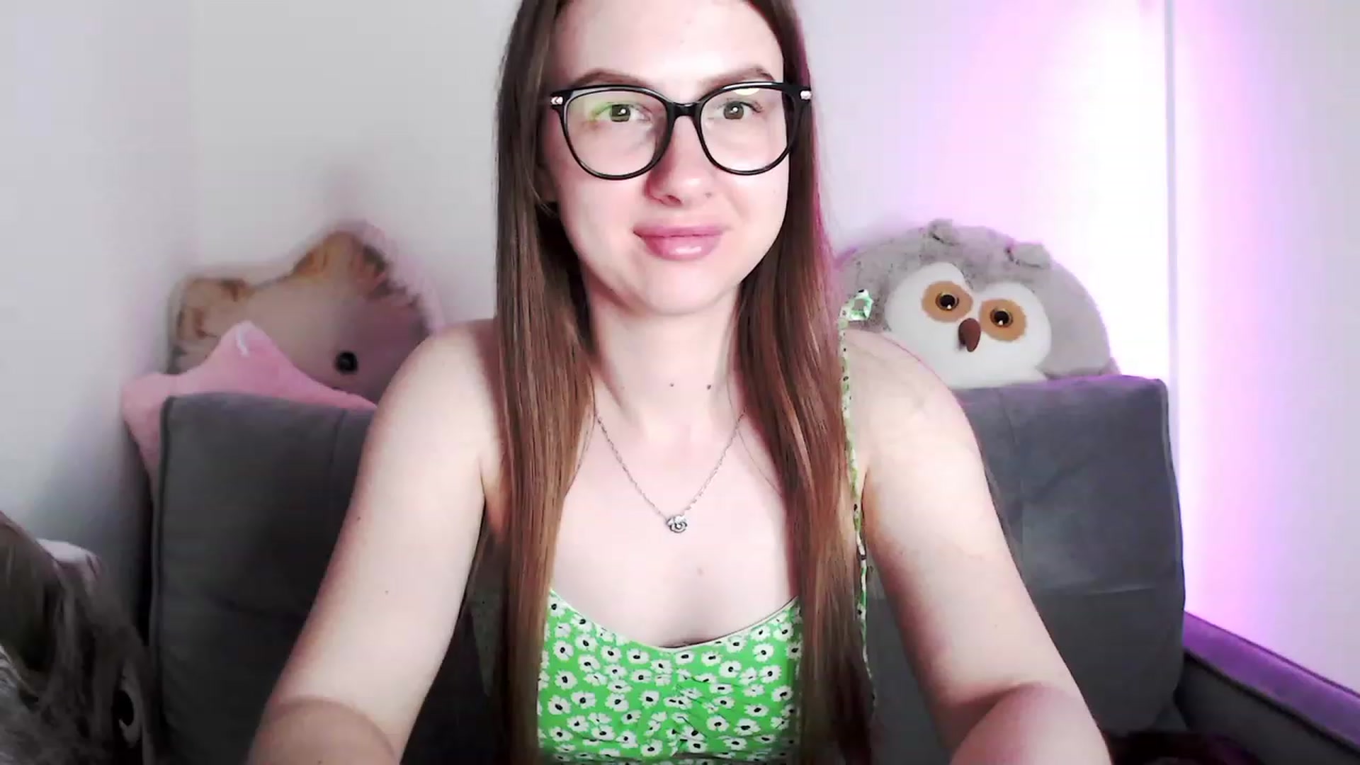 Gallery image thumbnail from Ma_Ry_Me's myfreecams stream on, 05/19/2023, 01:01 image 11 of 20