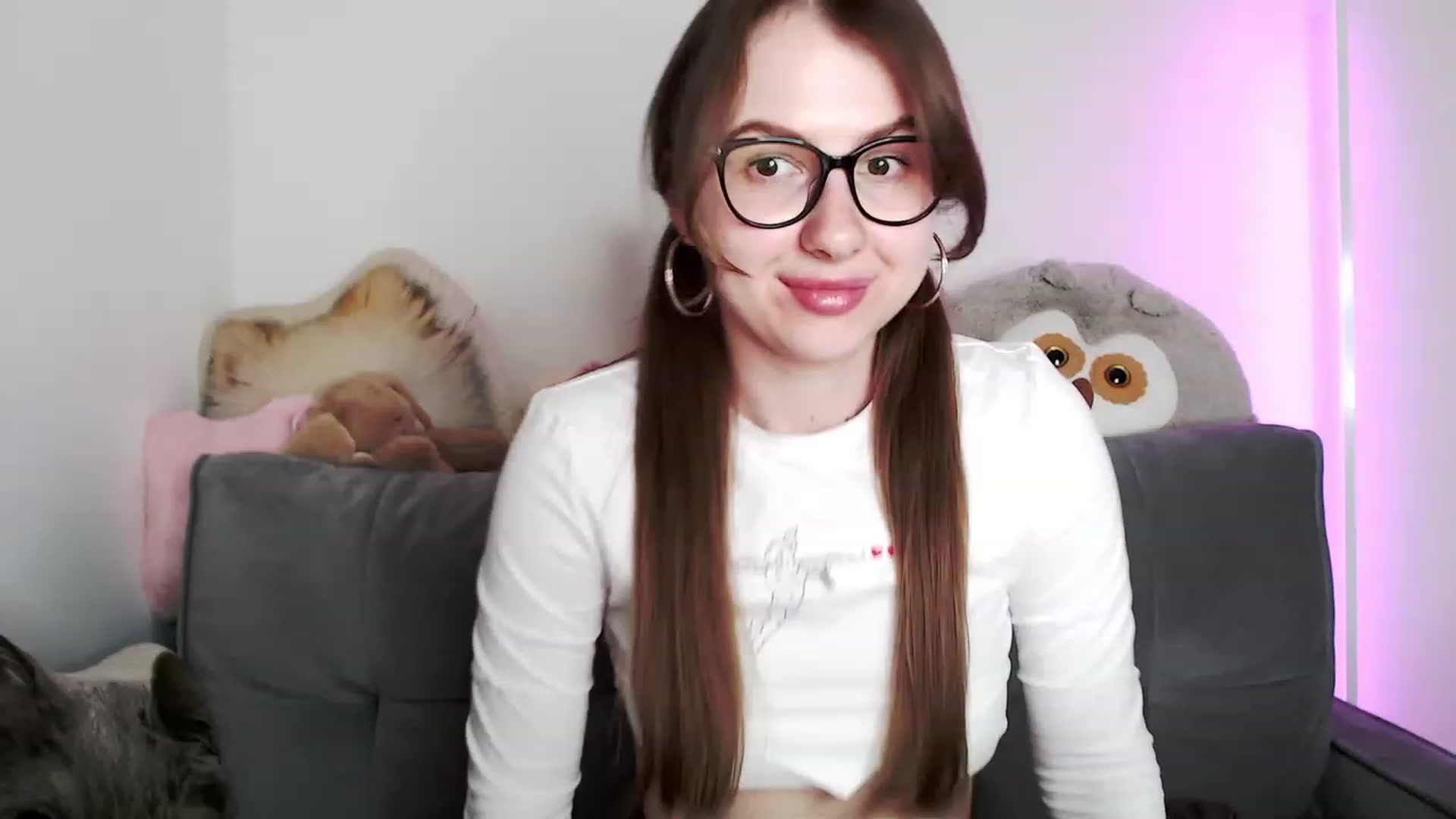 Gallery image thumbnail from Ma_Ry_Me's myfreecams stream on, 05/21/2023, 23:24 image 3 of 20