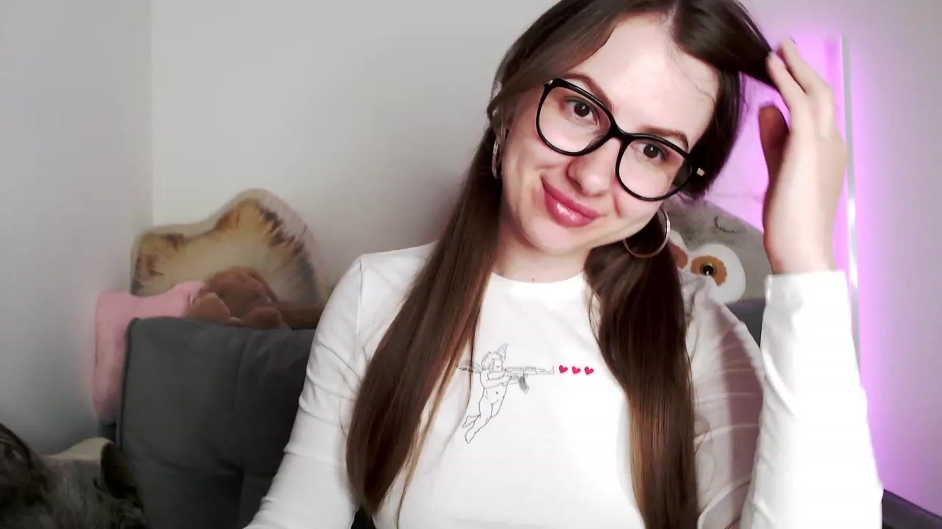 Gallery image thumbnail from Ma_Ry_Me's myfreecams stream on, 05/21/2023, 23:24 image 12 of 20
