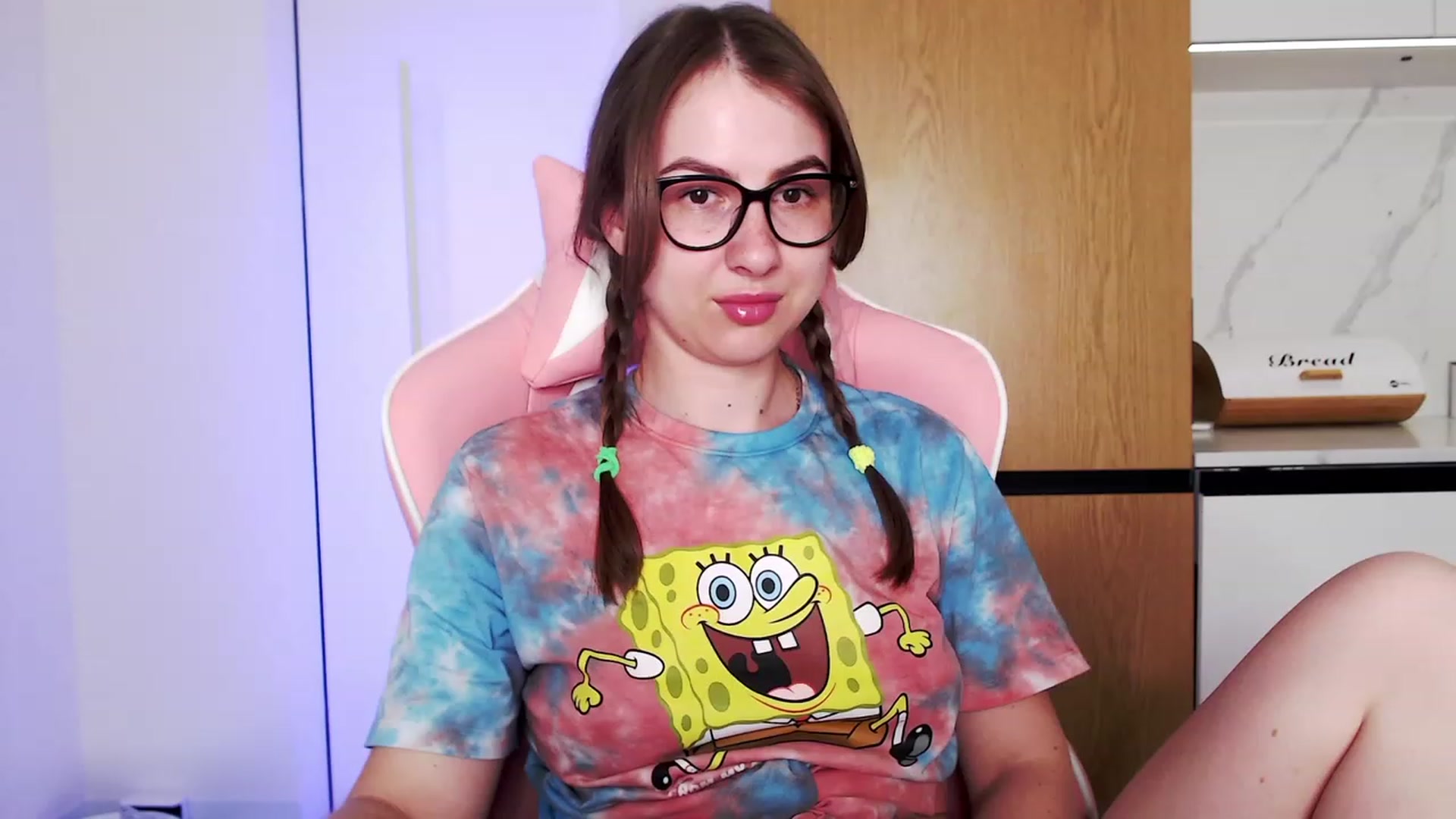 Gallery image thumbnail from Ma_Ry_Me's myfreecams stream on, 06/16/2023, 24:08 image 10 of 20