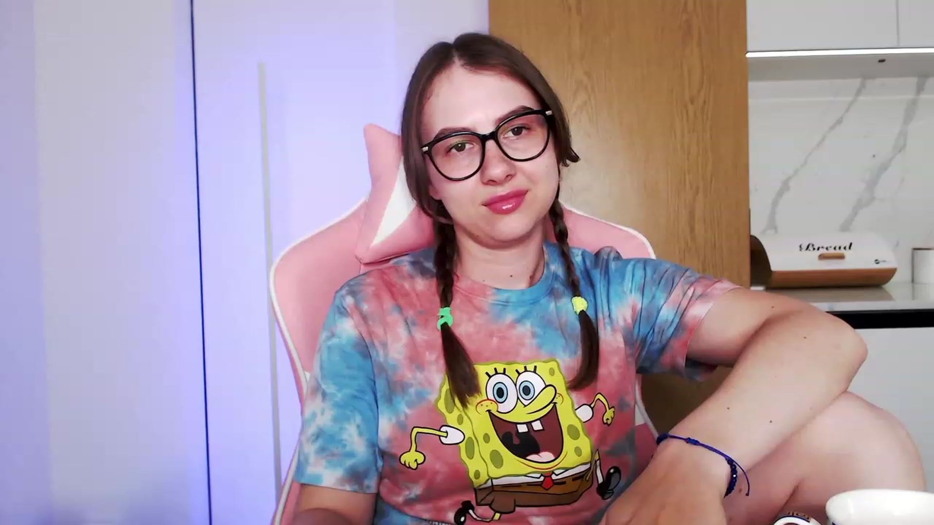 Gallery image thumbnail from Ma_Ry_Me's myfreecams stream on, 06/16/2023, 24:08 image 2 of 20