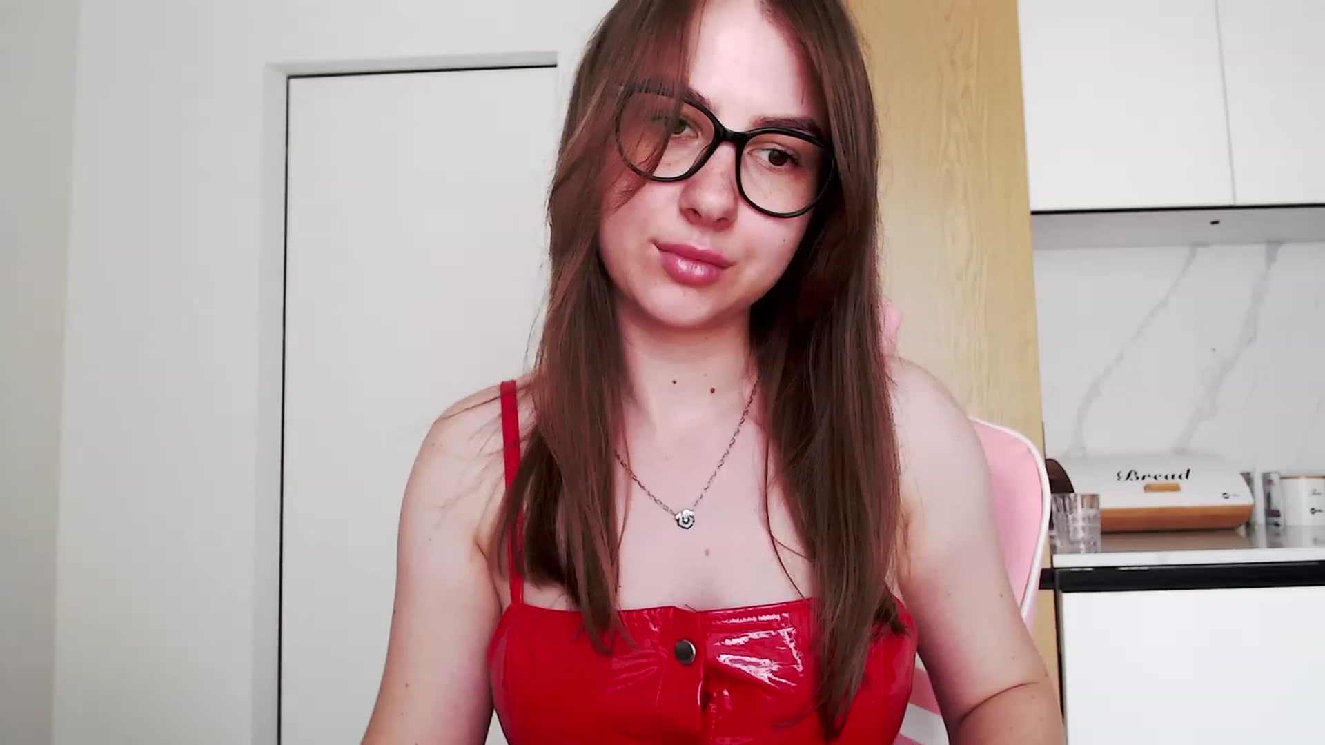 Gallery image thumbnail from Ma_Ry_Me's myfreecams stream on, 06/16/2023, 12:58 image 10 of 20