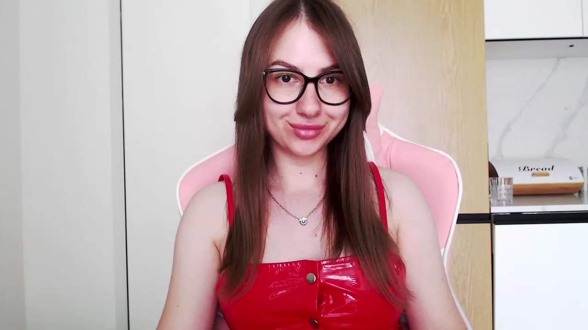 Gallery image thumbnail from Ma_Ry_Me's myfreecams stream on, 06/16/2023, 13:47 image 19 of 20