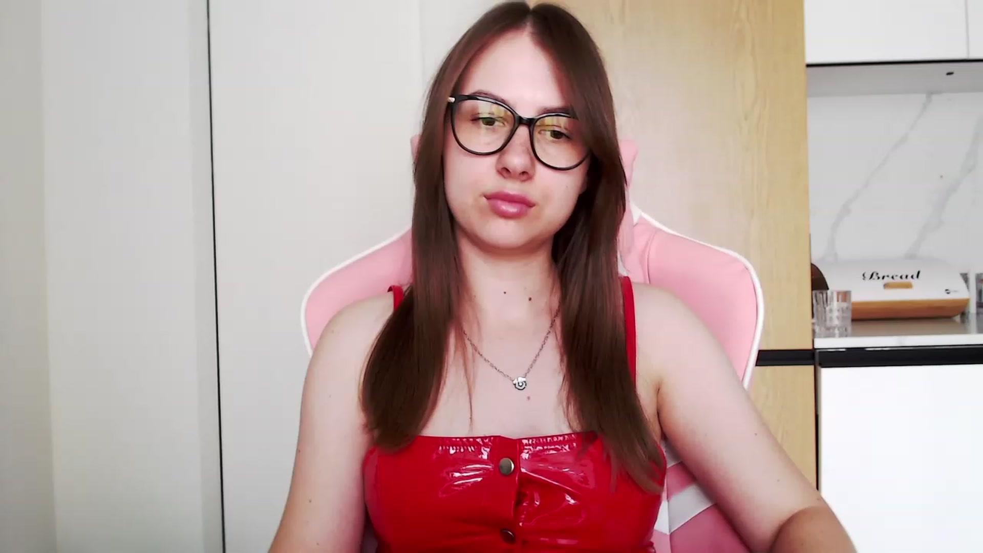 Gallery image thumbnail from Ma_Ry_Me's myfreecams stream on, 06/16/2023, 13:47 image 7 of 20