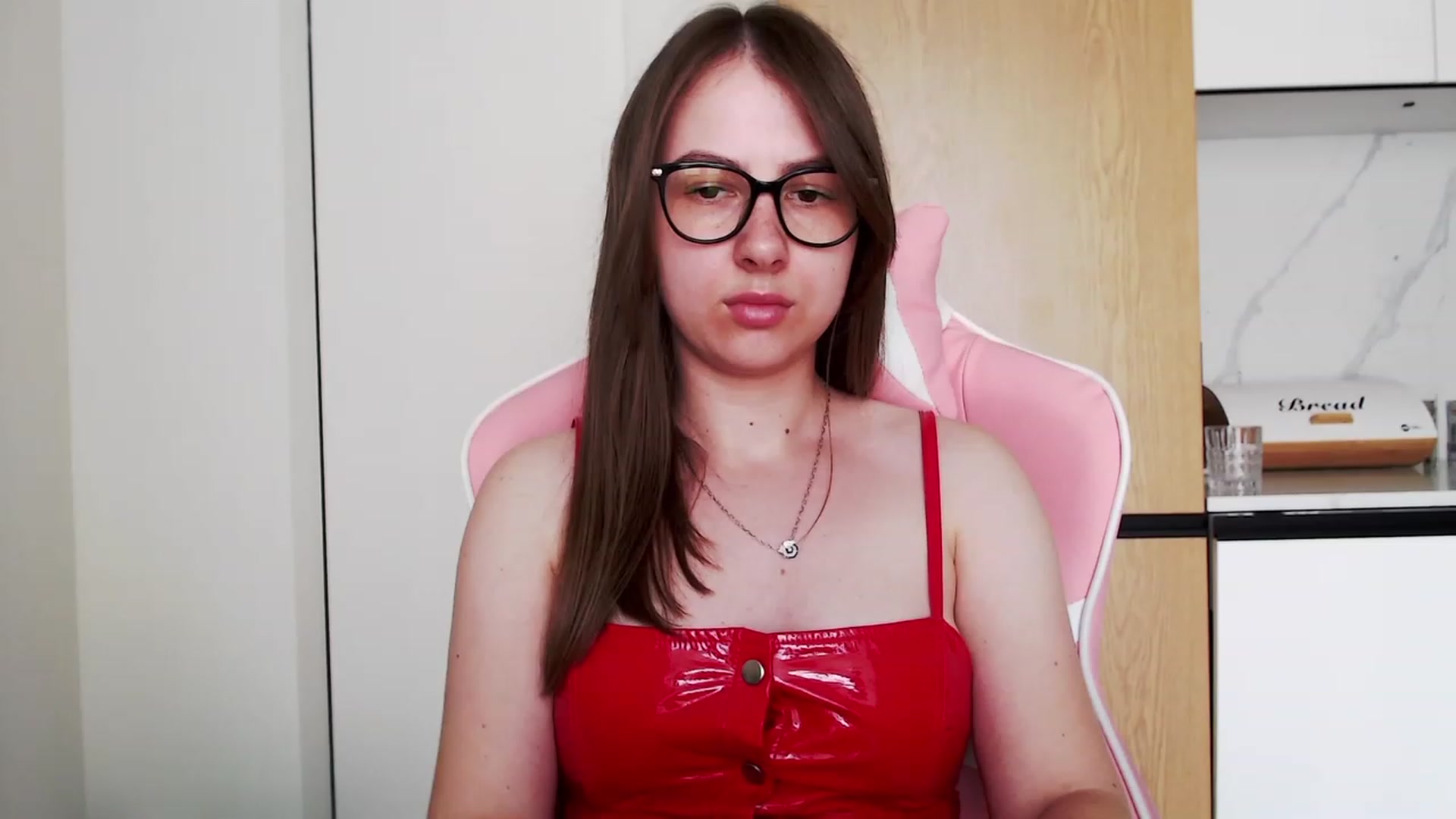 Gallery image thumbnail from Ma_Ry_Me's myfreecams stream on, 06/16/2023, 13:47 image 4 of 20