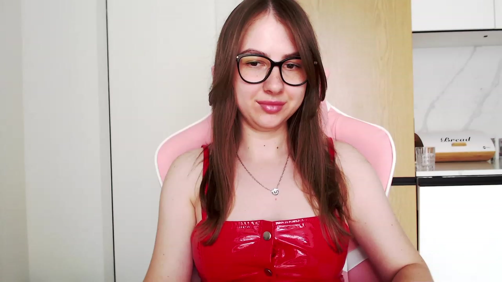 Gallery image thumbnail from Ma_Ry_Me's myfreecams stream on, 06/16/2023, 13:47 image 6 of 20