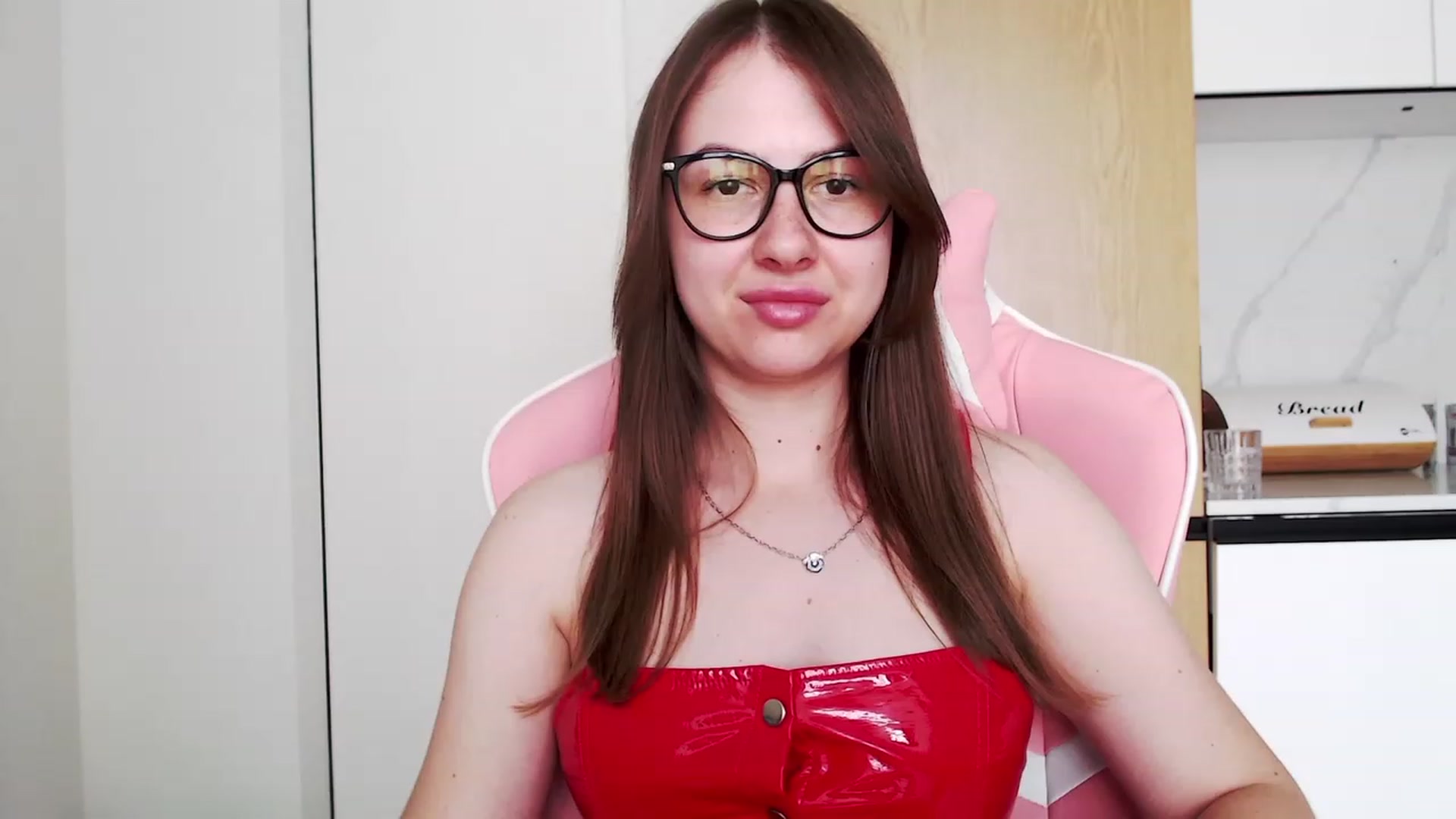 Gallery image thumbnail from Ma_Ry_Me's myfreecams stream on, 06/16/2023, 13:47 image 13 of 20