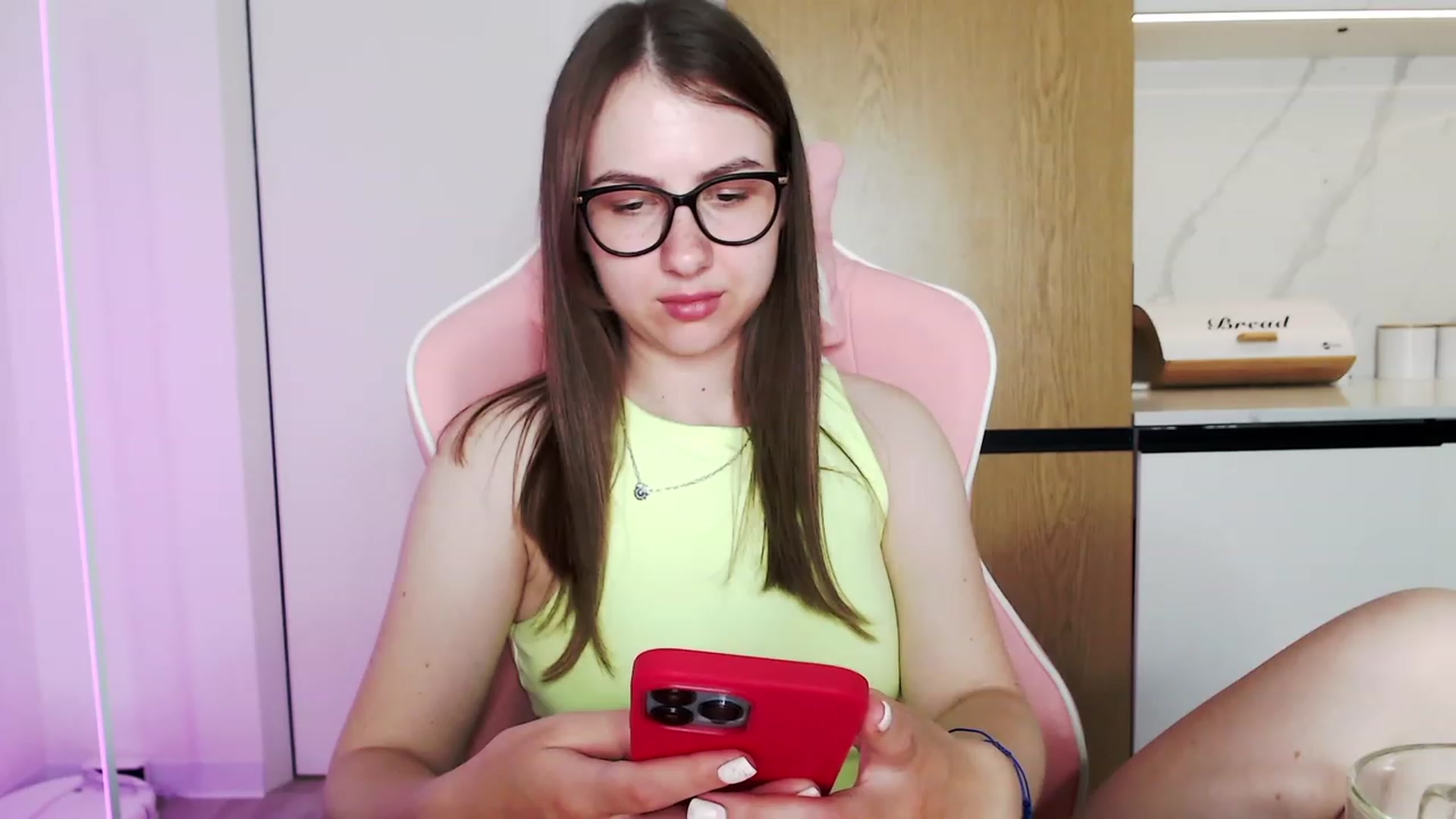 Gallery image thumbnail from Ma_Ry_Me's myfreecams stream on, 06/18/2023, 19:05 image 20 of 20