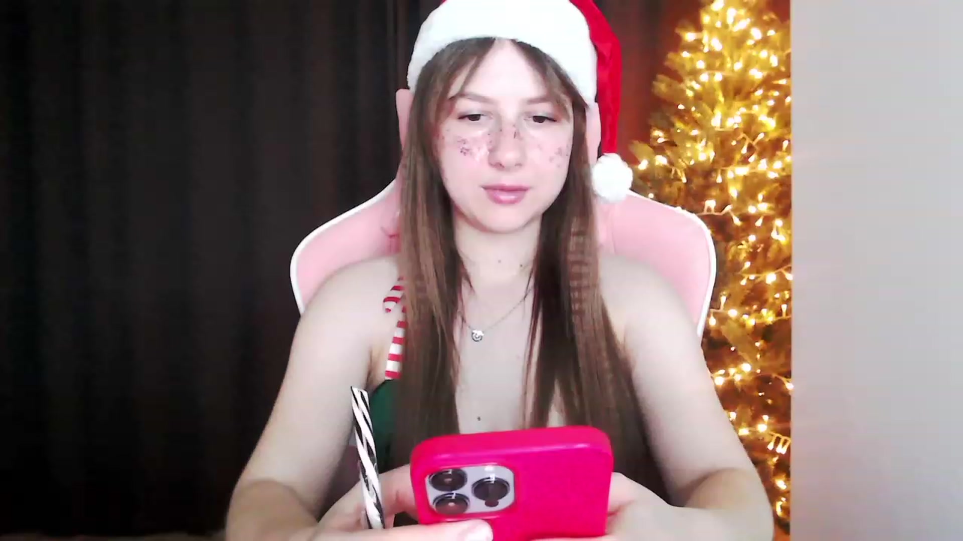 Gallery image thumbnail from Ma_Ry_Xmas's myfreecams stream on, 12/31/2022, 02:13 image 5 of 20
