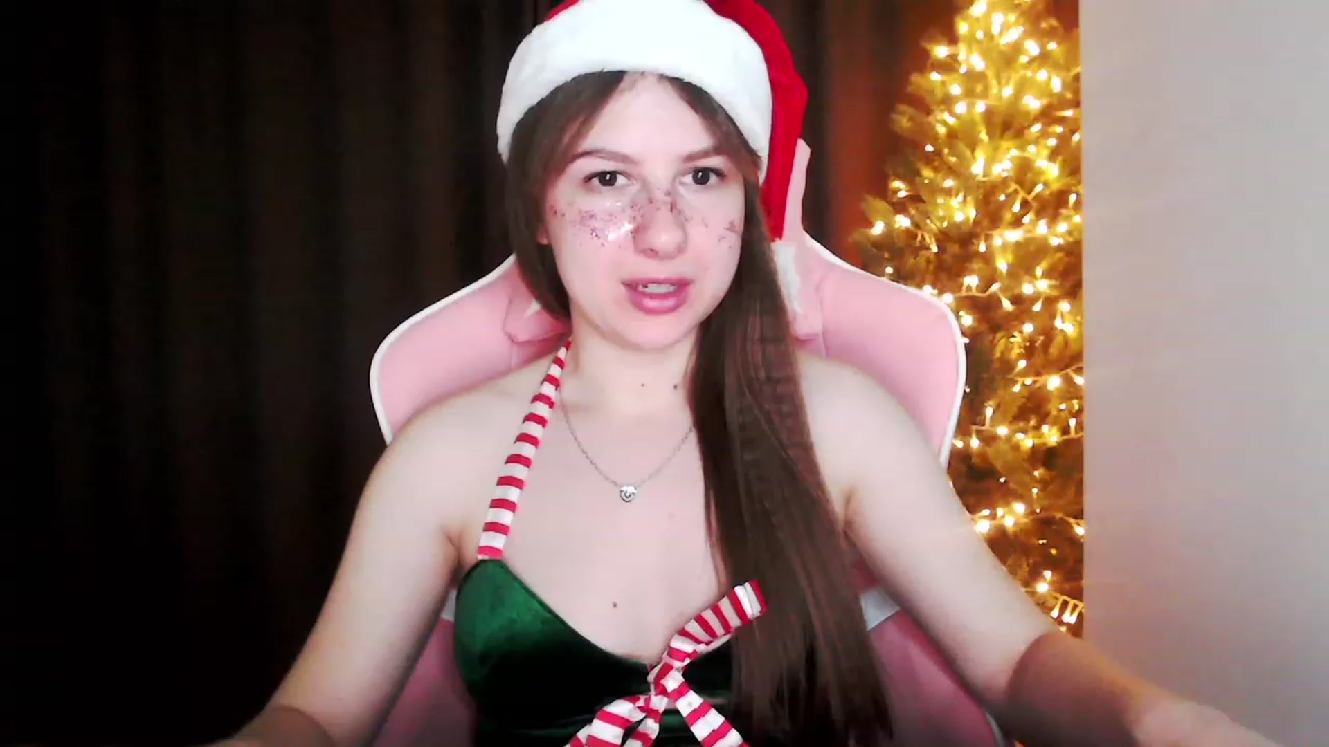 Gallery image thumbnail from Ma_Ry_Xmas's myfreecams stream on, 12/31/2022, 02:13 image 20 of 20