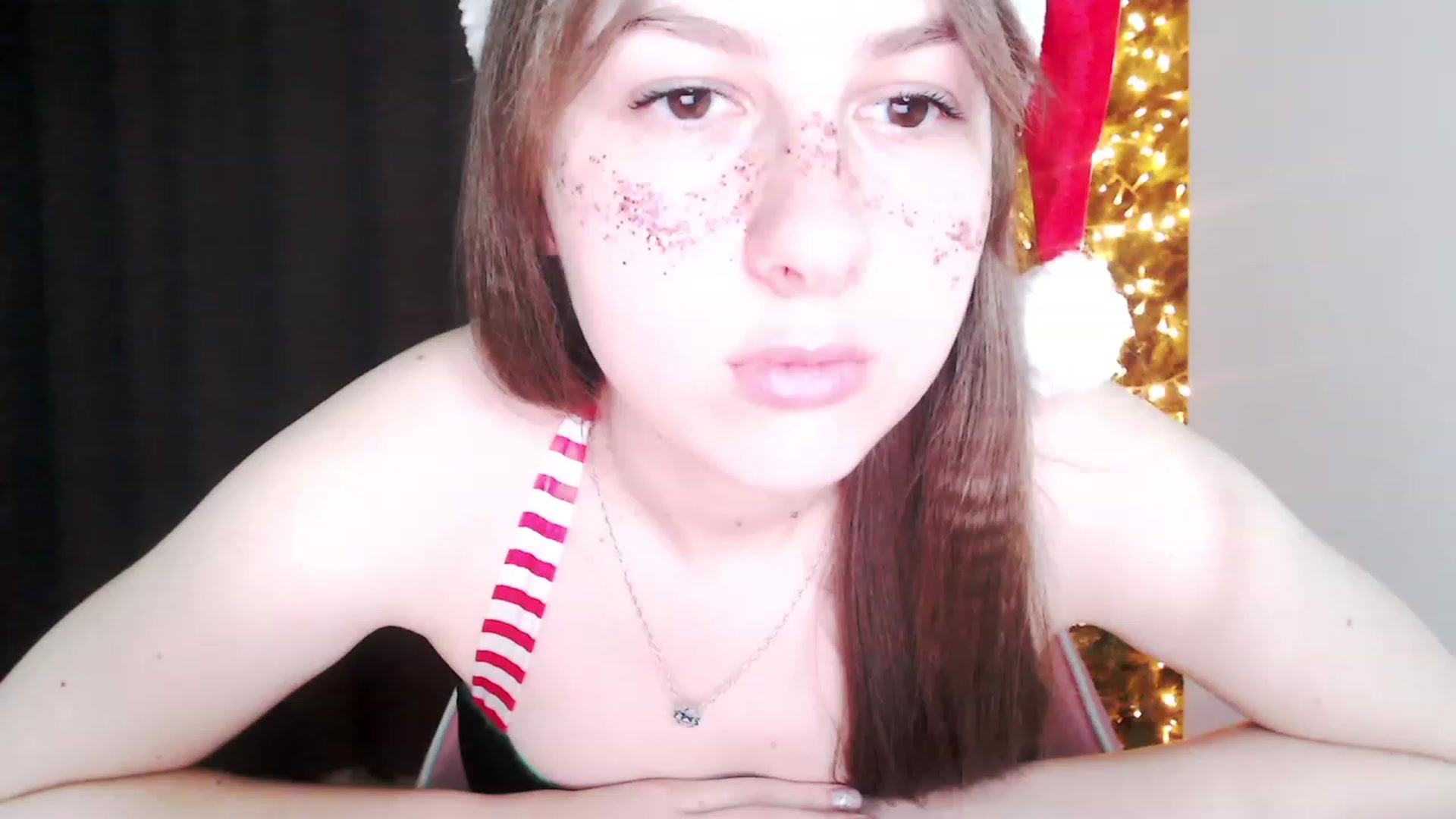 Gallery image thumbnail from Ma_Ry_Xmas's myfreecams stream on, 12/31/2022, 02:13 image 7 of 20