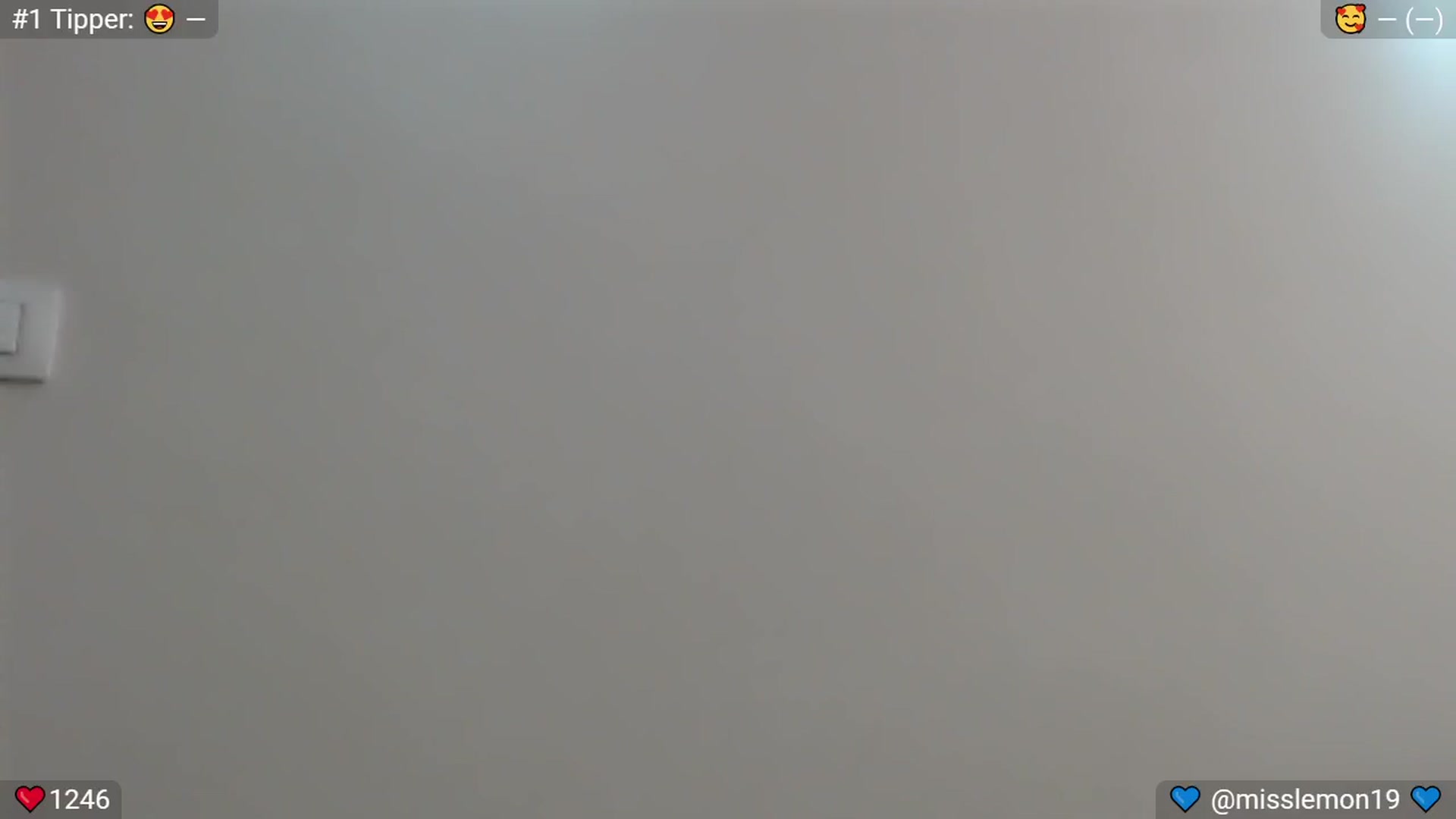 Gallery image thumbnail from Macaroon's myfreecams stream on, 04/27/2024, 22:26 image 2 of 20