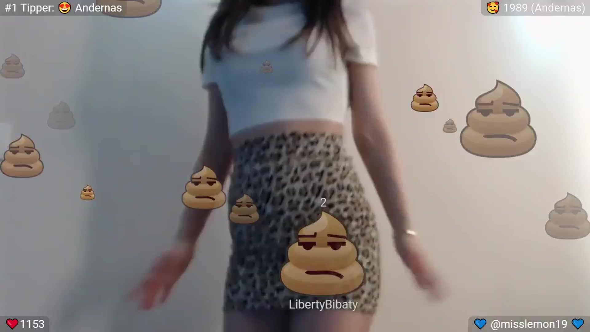 Gallery image thumbnail from Macaroon's myfreecams stream on, 05/12/2024, 21:22 image 8 of 20