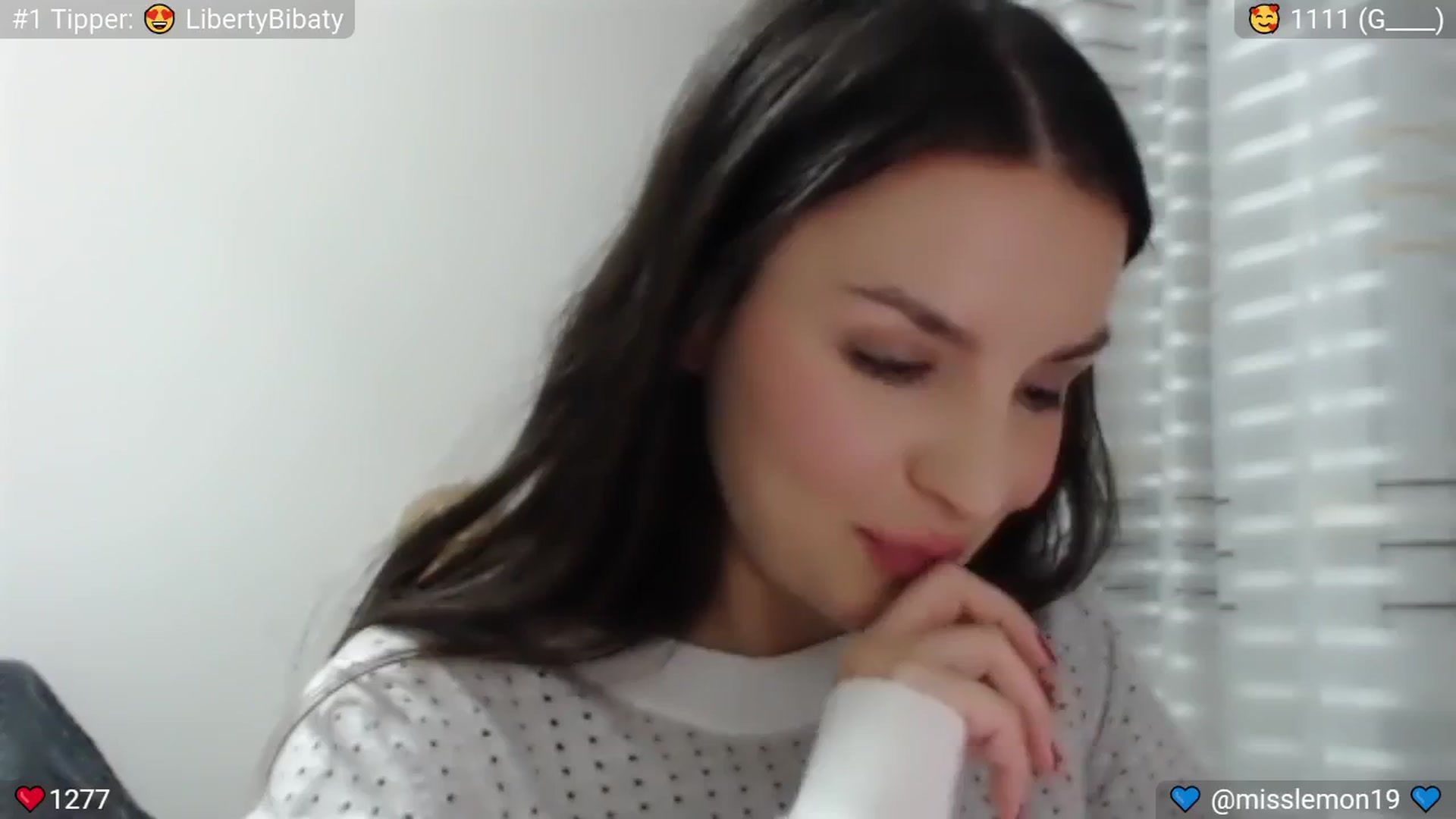 Gallery image thumbnail from Macaroon's myfreecams stream on, 05/25/2024, 22:45 image 14 of 20