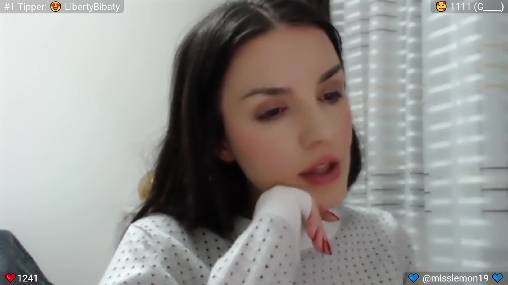 Gallery image thumbnail from Macaroon's myfreecams stream on, 05/25/2024, 22:45 image 17 of 20