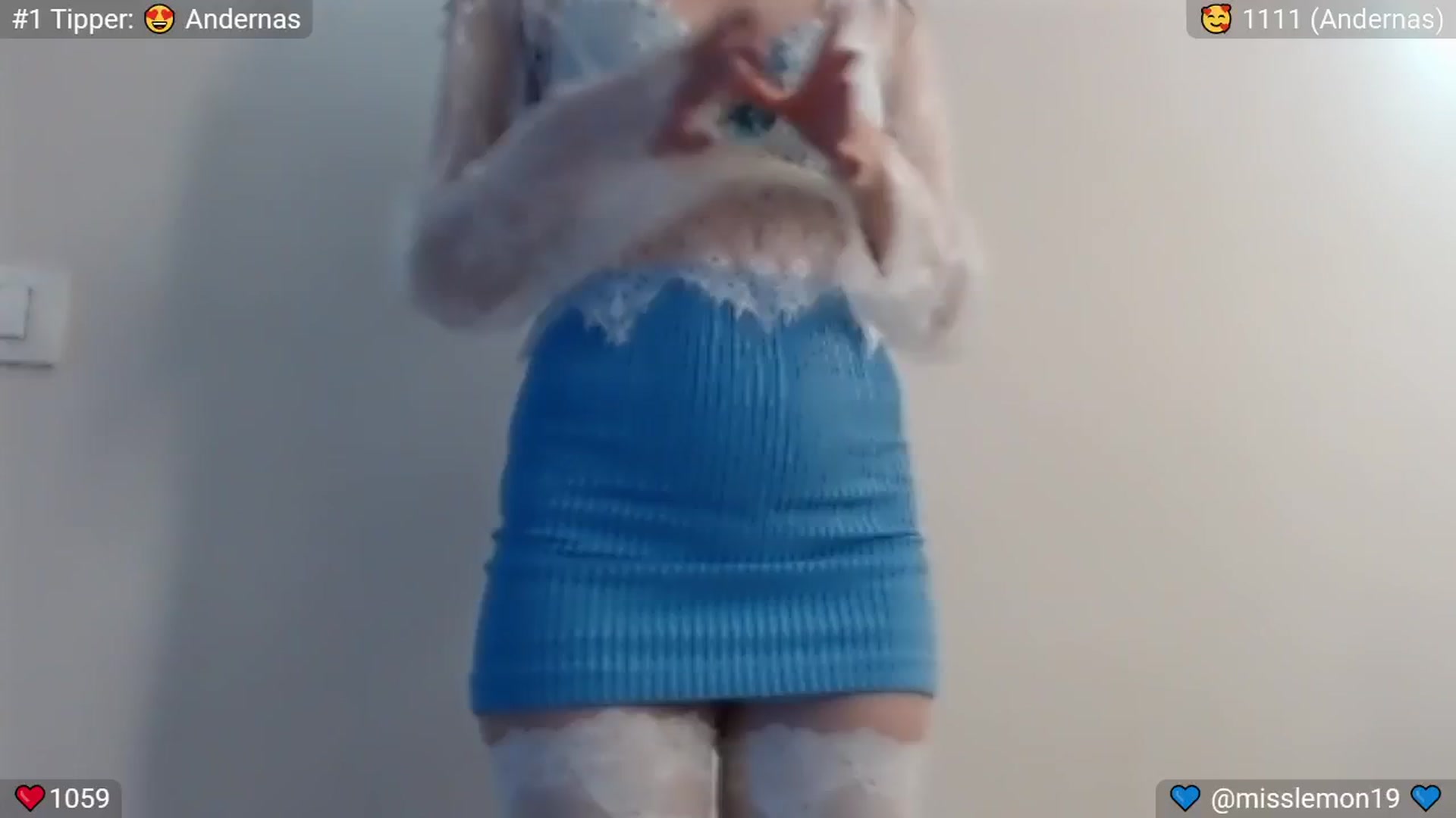 Gallery image thumbnail from Macaroon's myfreecams stream on, 06/15/2024, 22:03 image 5 of 20
