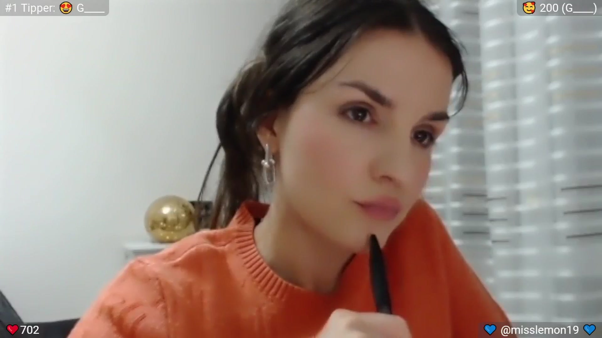 Gallery image thumbnail from Macaroon's myfreecams stream on, 07/07/2024, 23:18 image 17 of 20