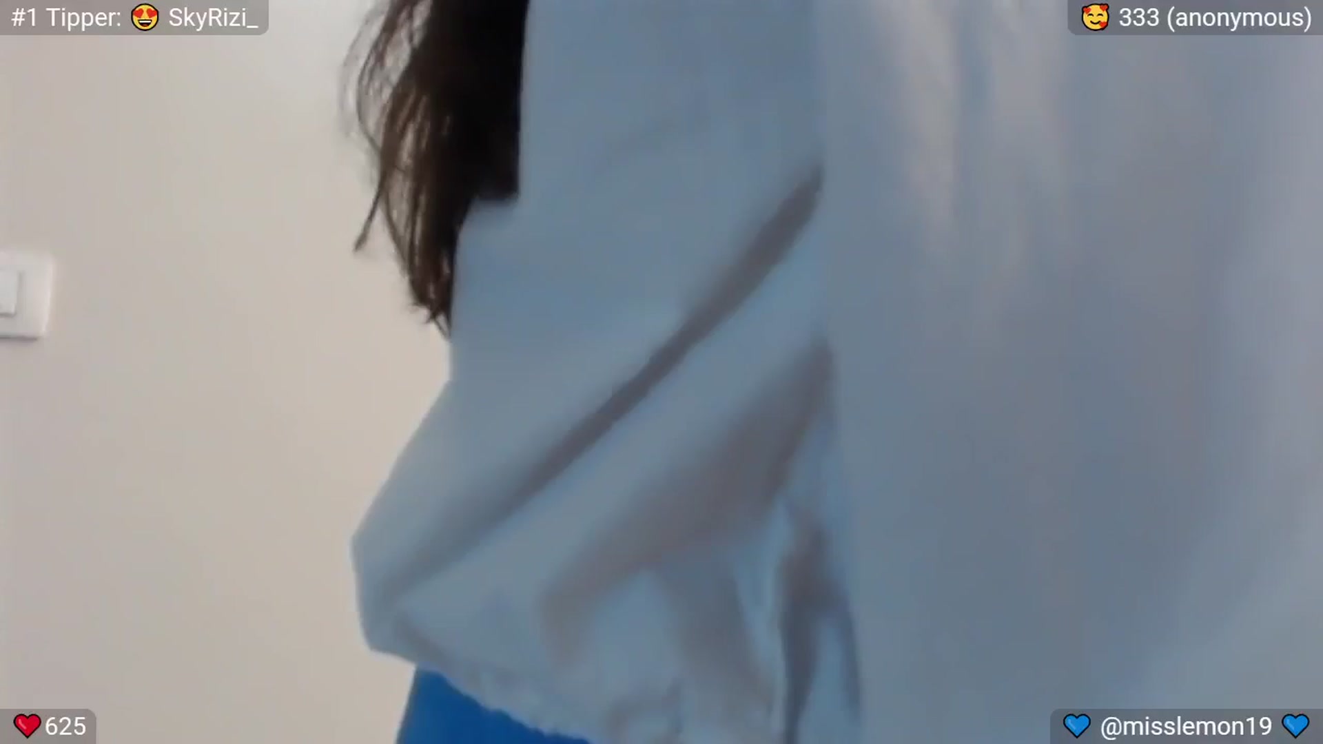 Gallery image thumbnail from Macaroon's myfreecams stream on, 07/17/2024, 23:21 image 9 of 20