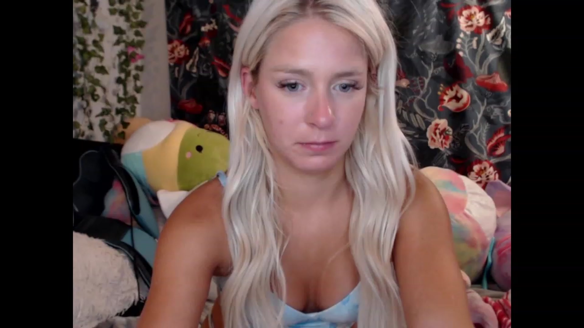 Gallery image thumbnail from Macyjay1's myfreecams stream on, 08/30/2023, 07:43 image 19 of 20