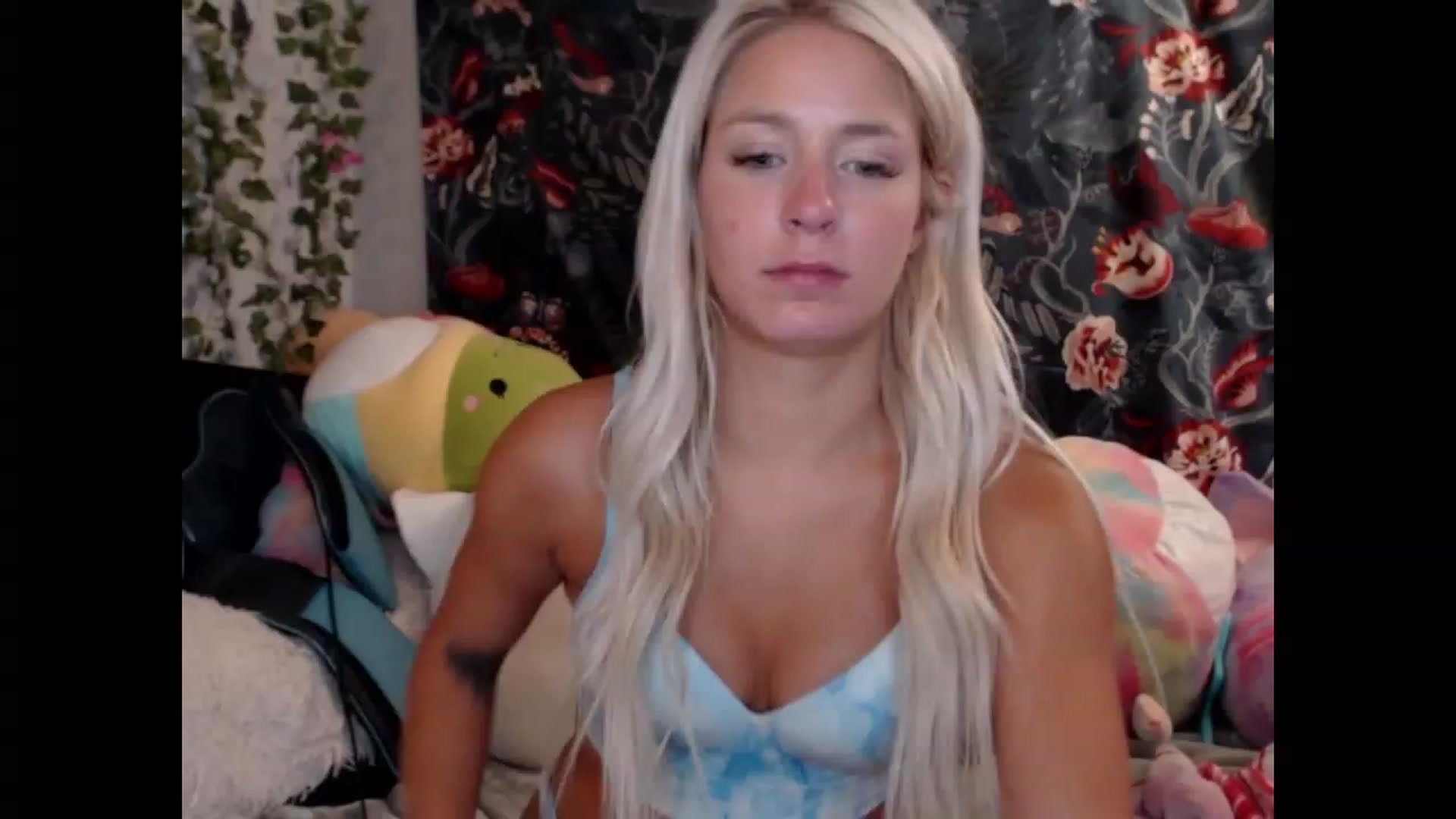 Gallery image thumbnail from Macyjay1's myfreecams stream on, 08/30/2023, 07:43 image 15 of 20