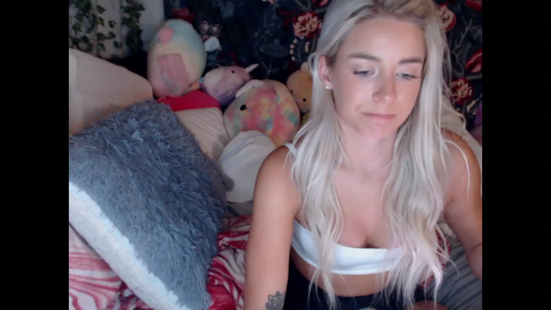 Gallery image thumbnail from Macyjay1's myfreecams stream on, 10/05/2023, 09:56 image 18 of 20
