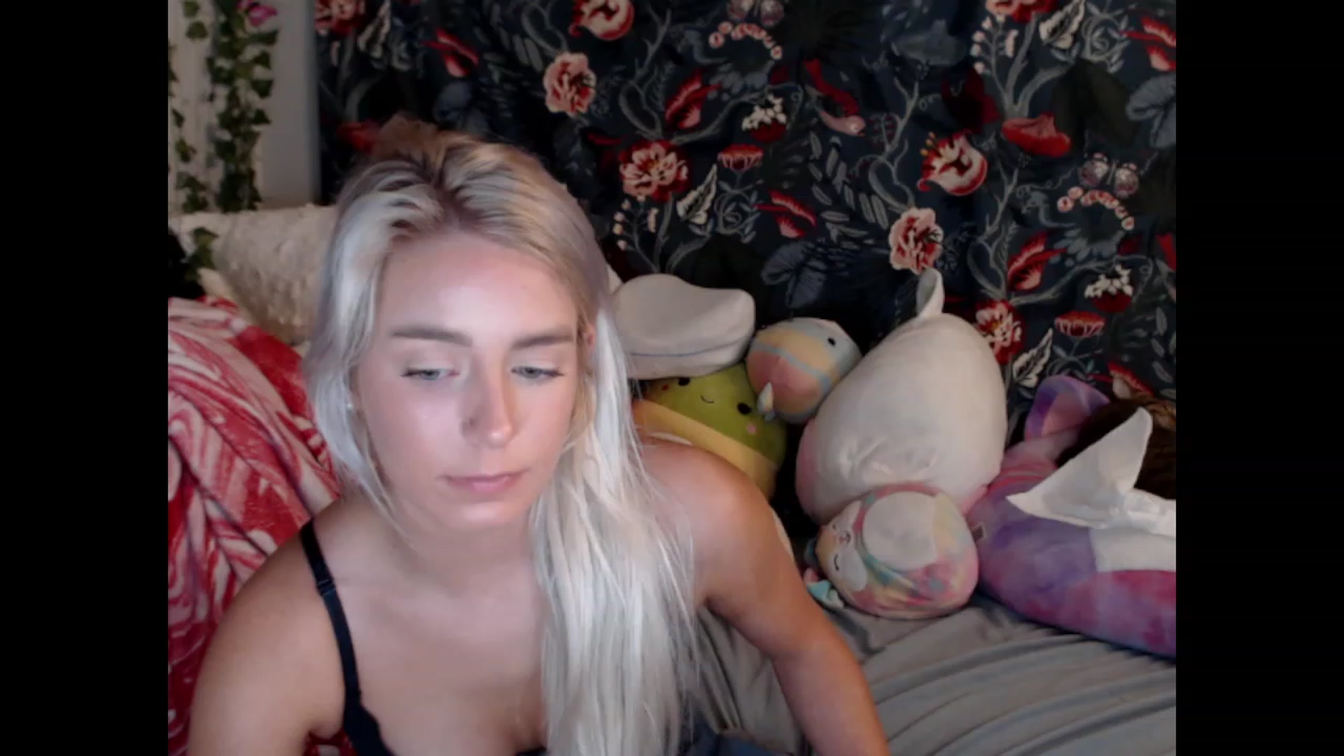 Gallery image thumbnail from Macyjay1's myfreecams stream on, 10/12/2023, 09:04 image 7 of 20