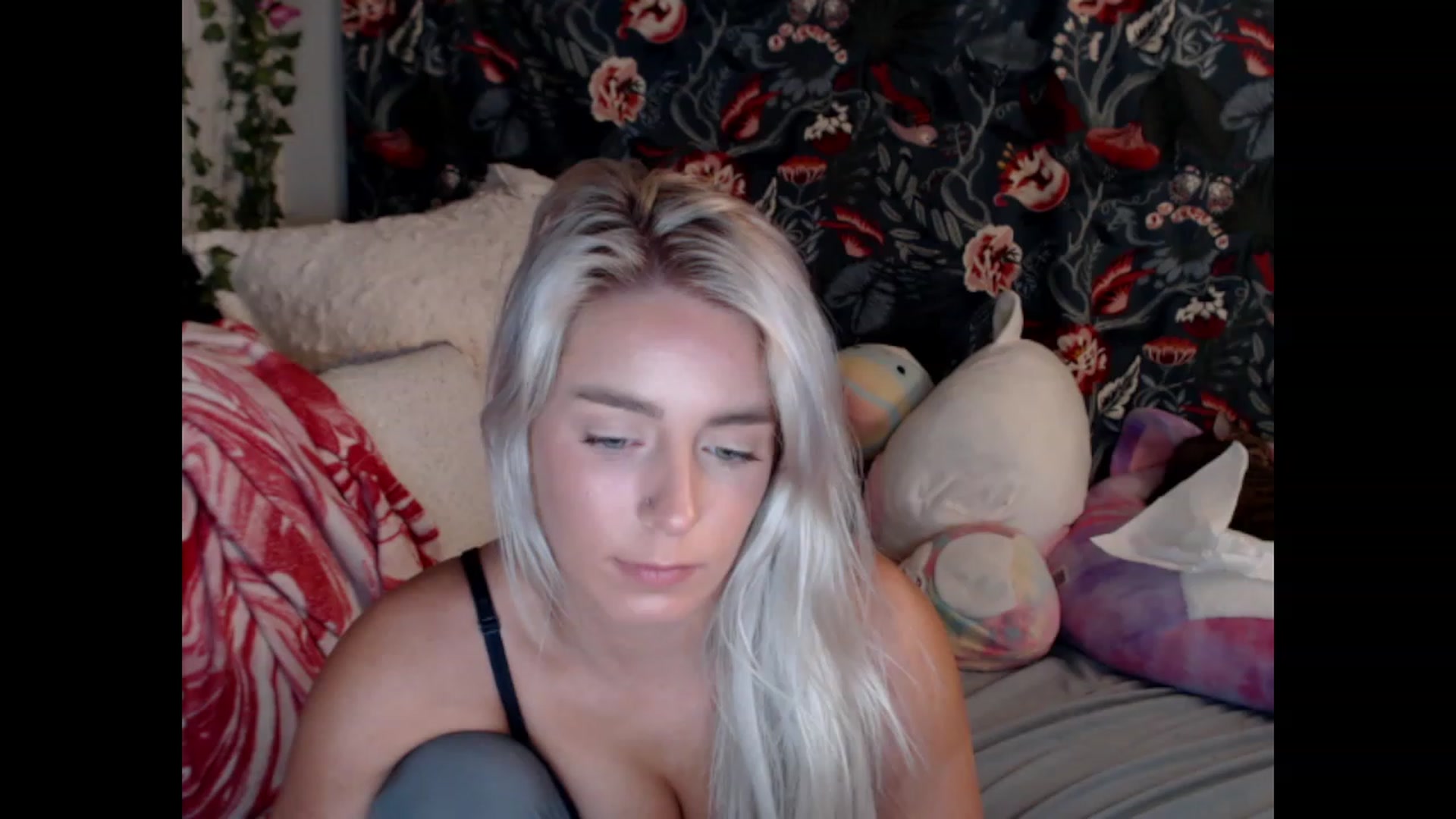 Gallery image thumbnail from Macyjay1's myfreecams stream on, 10/12/2023, 09:04 image 9 of 20