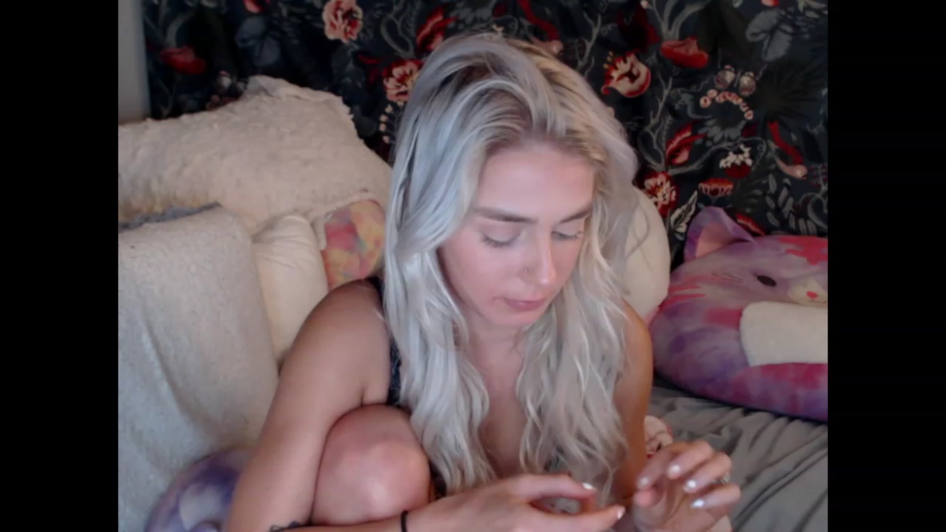 Gallery image thumbnail from Macyjay1's myfreecams stream on, 10/13/2023, 07:22 image 11 of 20