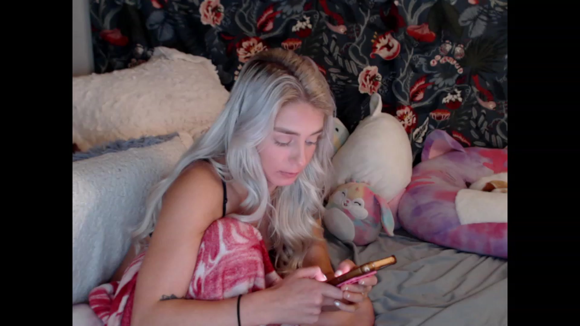 Gallery image thumbnail from Macyjay1's myfreecams stream on, 10/13/2023, 08:38 image 13 of 20