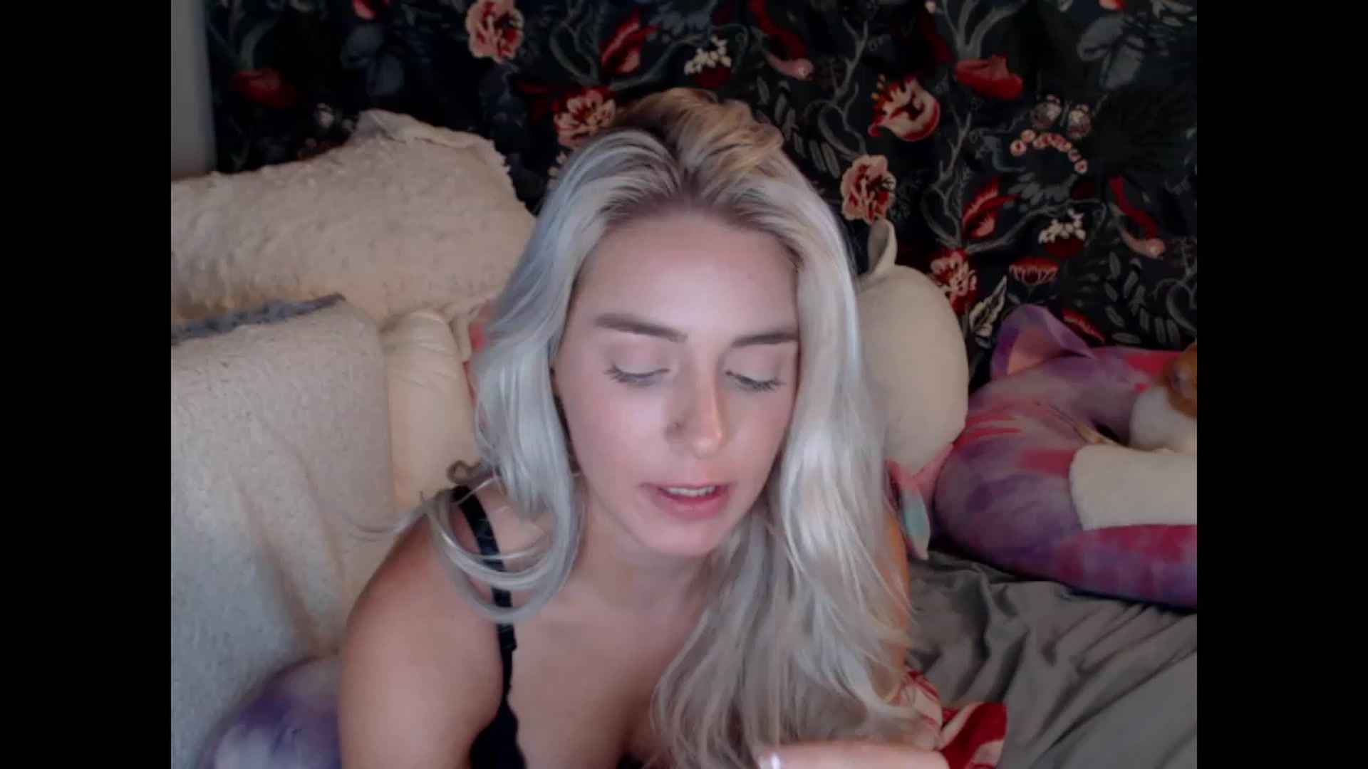 Gallery image thumbnail from Macyjay1's myfreecams stream on, 10/13/2023, 08:38 image 2 of 20