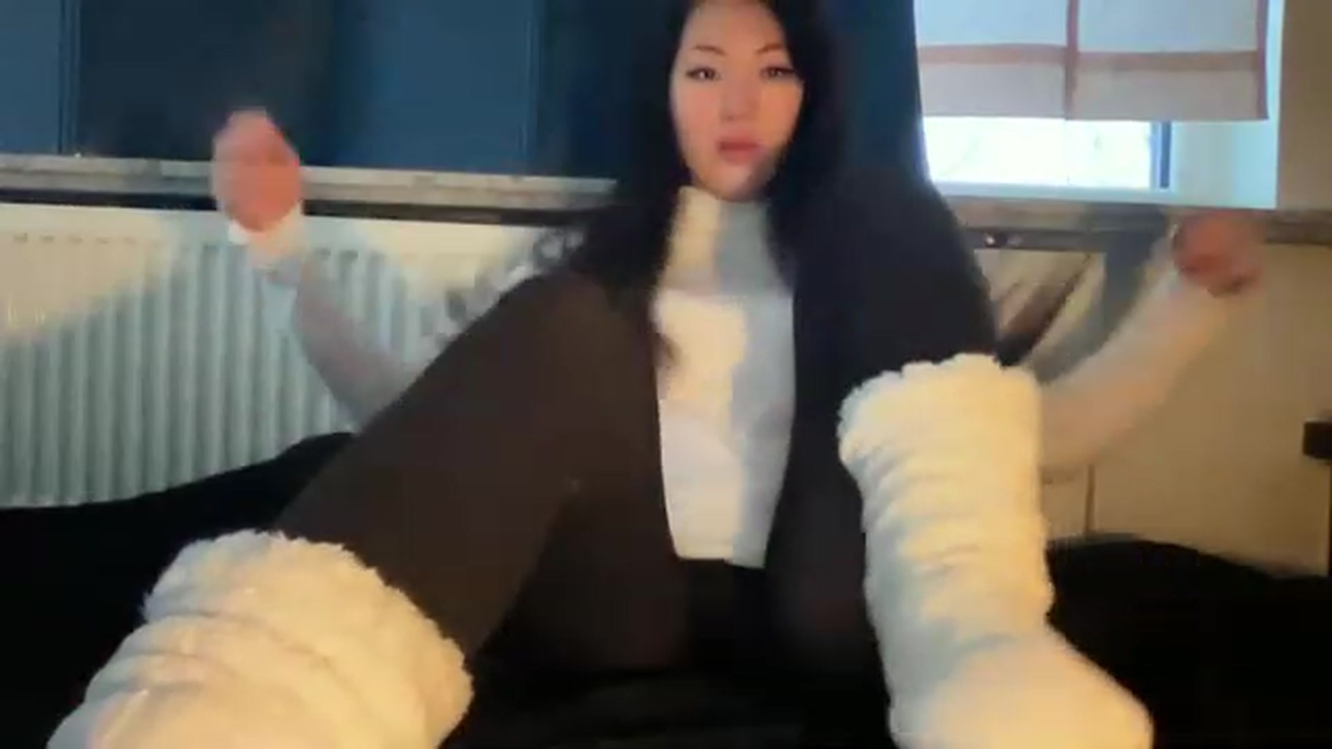 Gallery image thumbnail from MadMonkey_'s myfreecams stream on, 12/22/2022, 15:05 image 13 of 20