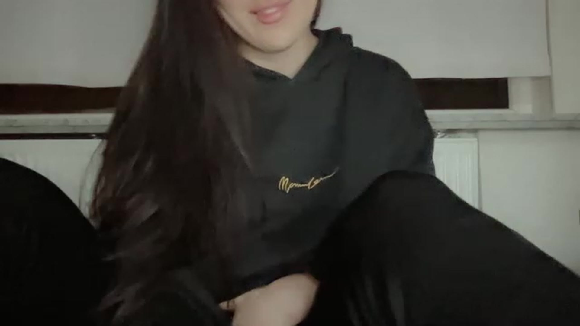 Gallery image thumbnail from MadMonkey_'s myfreecams stream on, 01/01/2023, 22:53 image 16 of 20