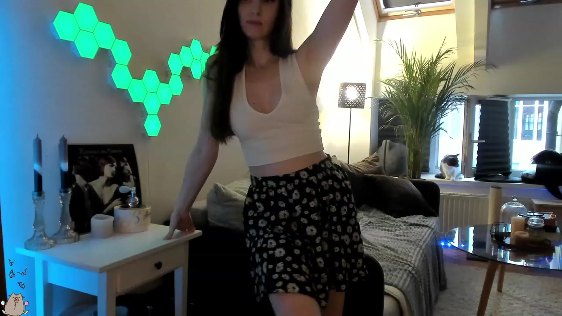Gallery image thumbnail from Mad_Coffee's myfreecams stream on, 06/21/2023, 04:16 image 1 of 20